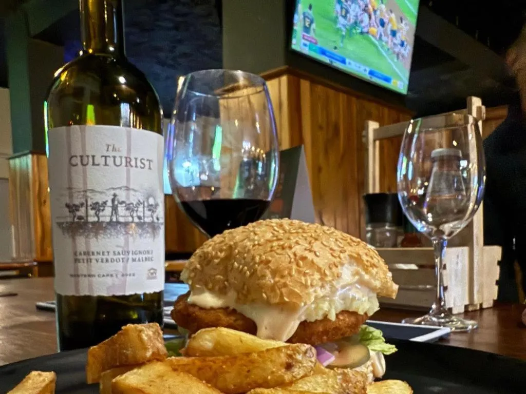 Lounge or bar in St Helena Bay Hotel