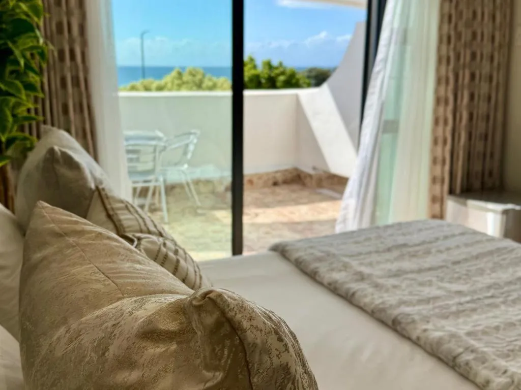 Balcony/Terrace, Bed in St Helena Bay Hotel
