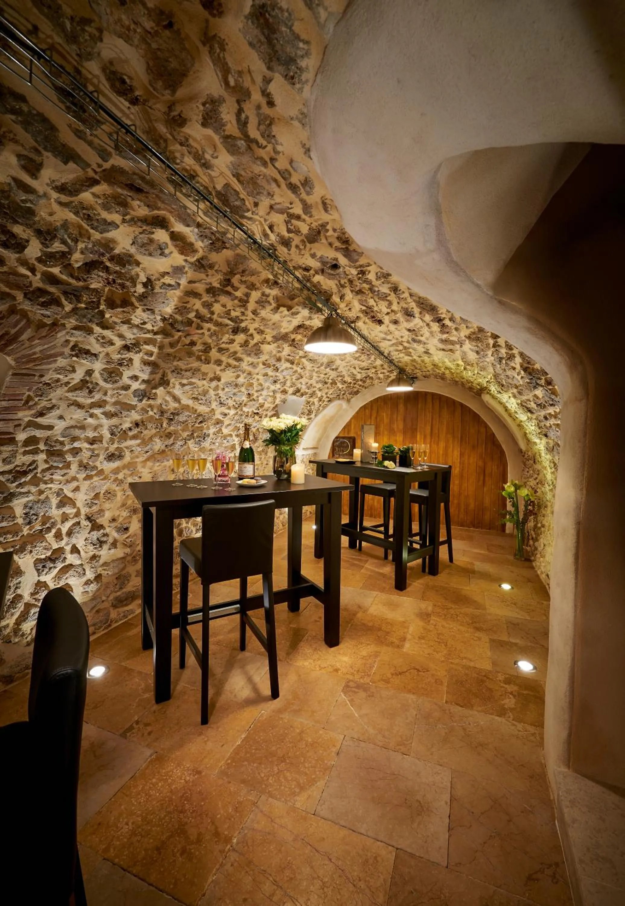 Banquet/Function facilities in Bubble 8