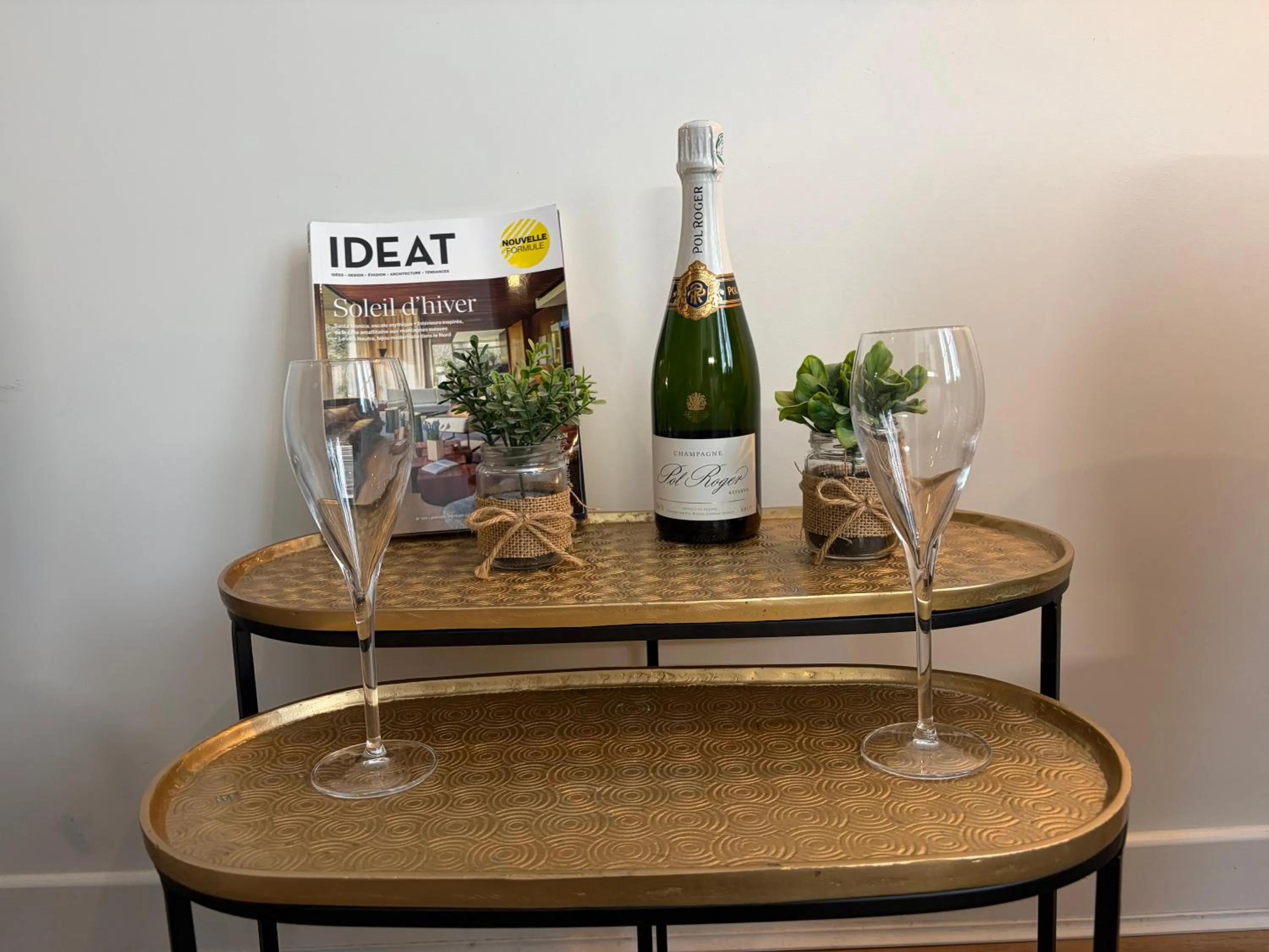 Decorative detail in Bubble 8