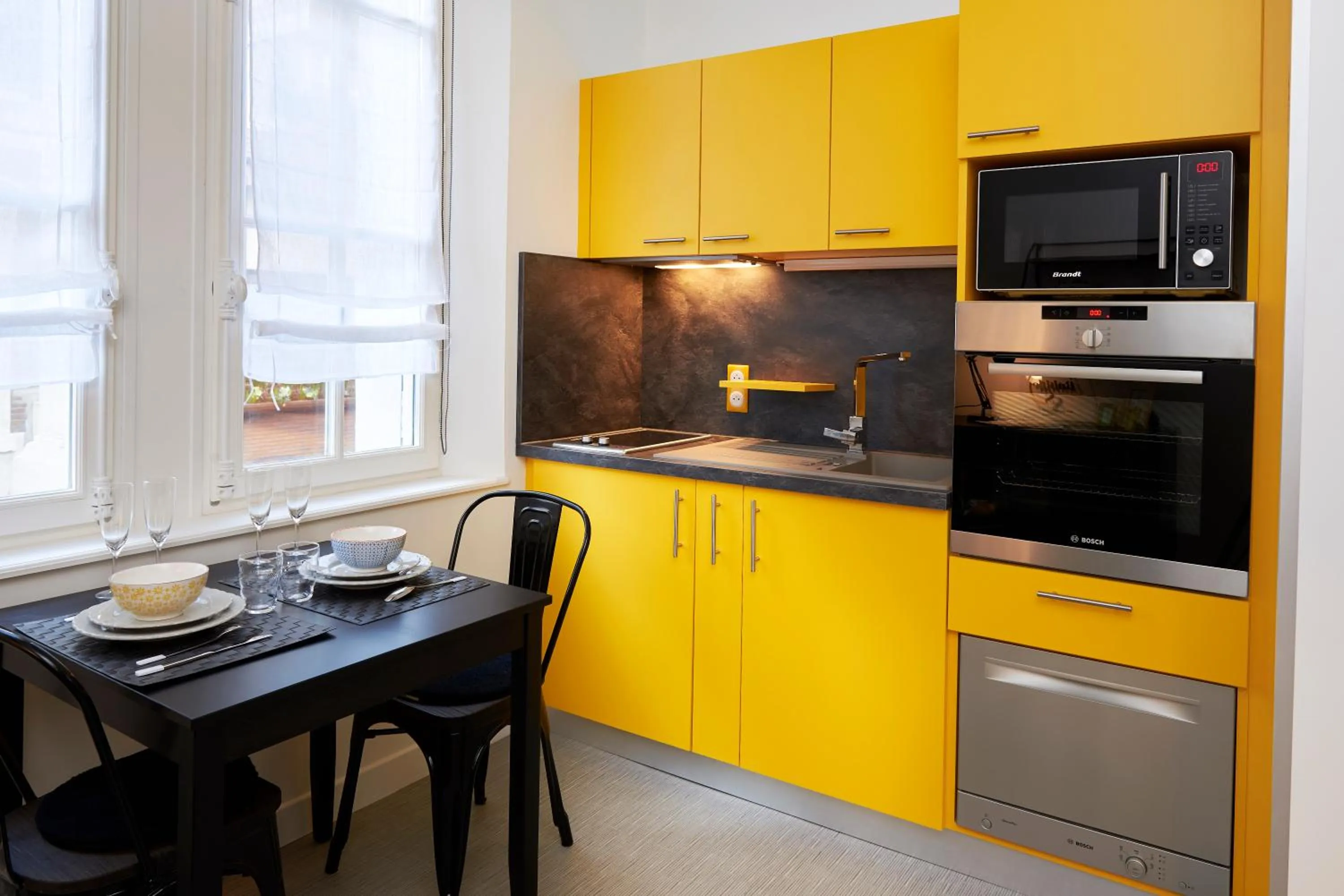 Kitchen or kitchenette in Bubble 8