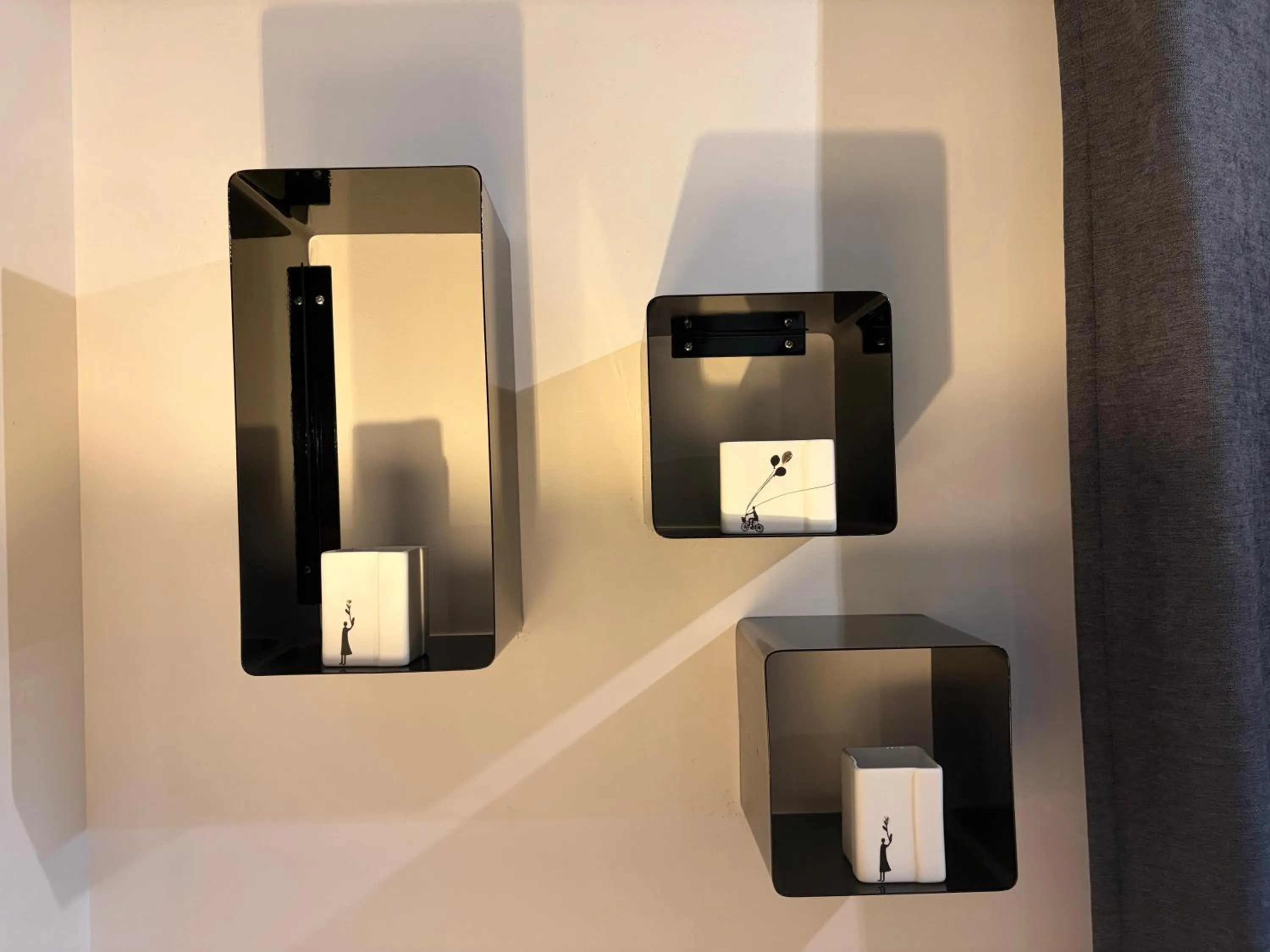 Decorative detail in Bubble 8