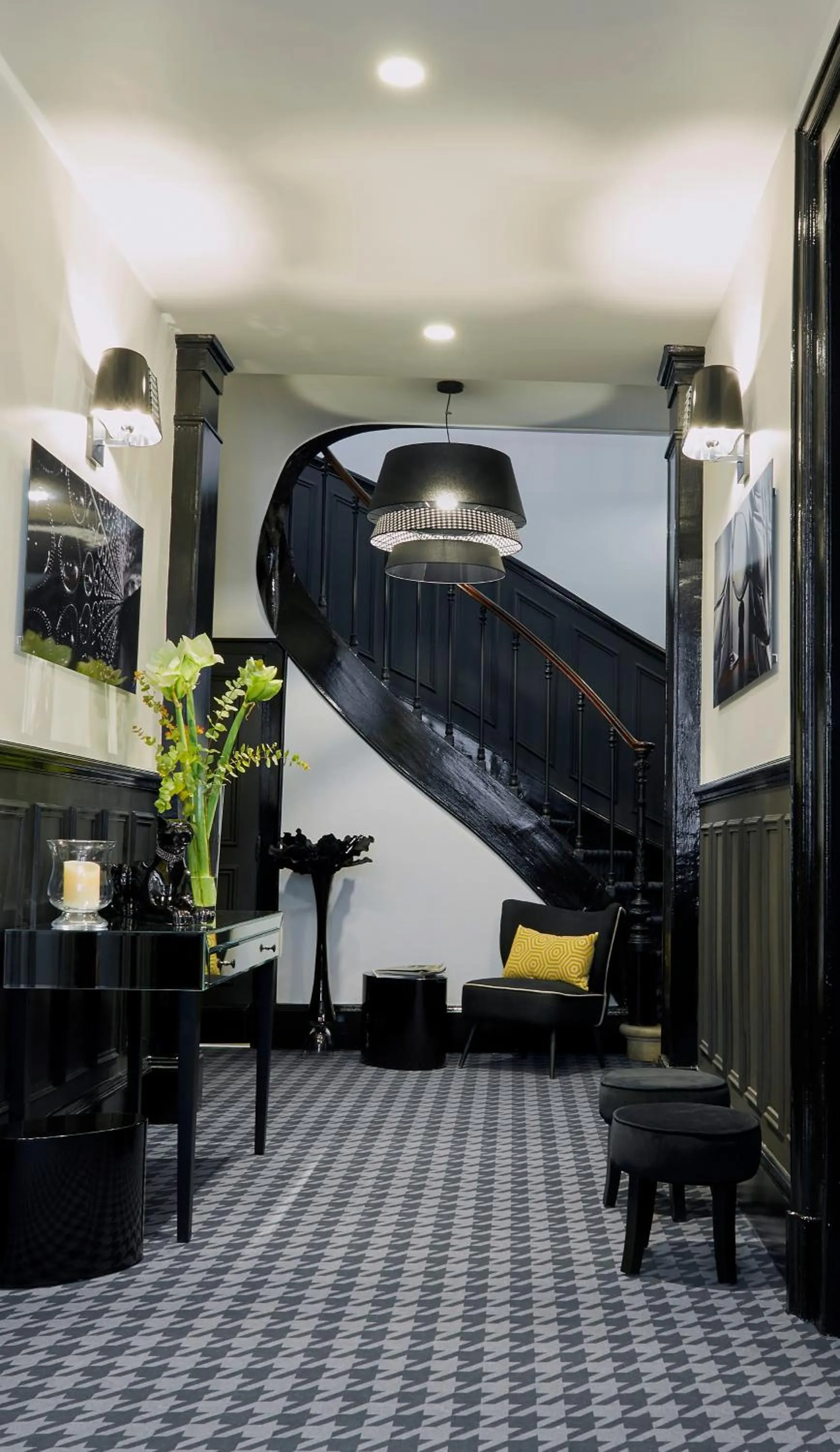 Lobby or reception in Bubble 8