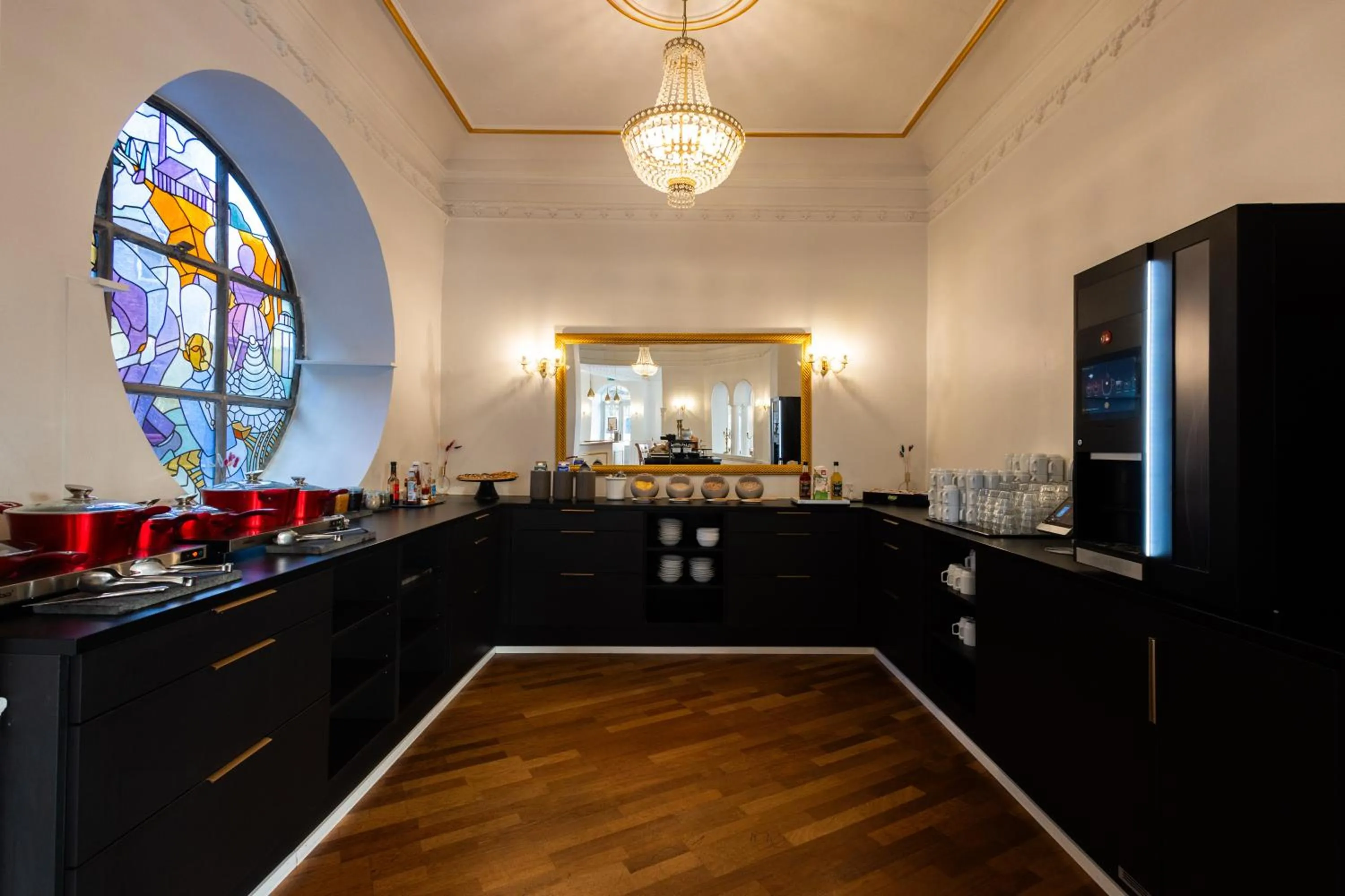 Buffet breakfast in Milling Hotel Saxildhus