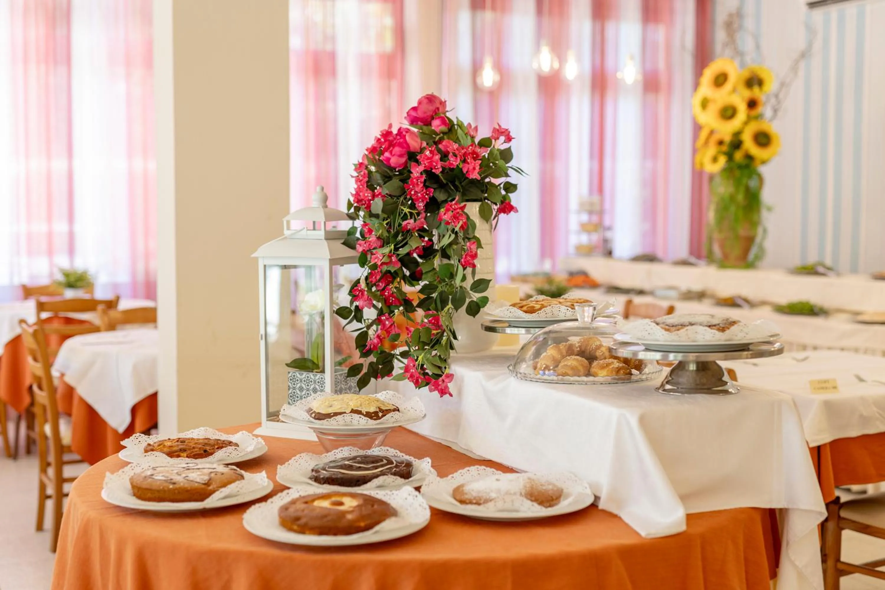 Breakfast in Hotel Stella Del Mare
