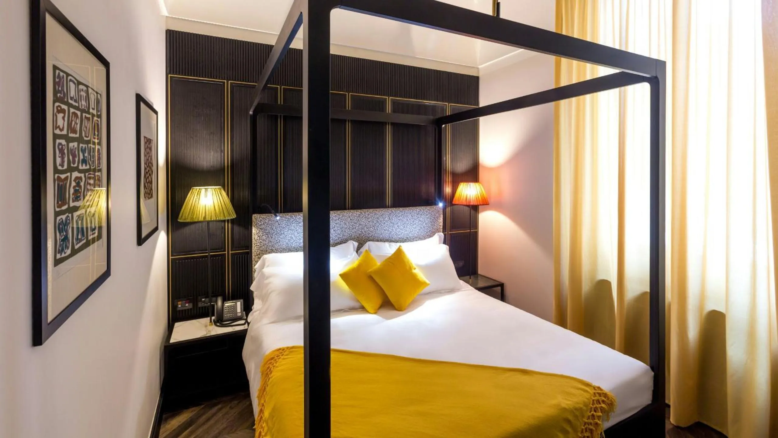 Bed in Hotel The Haven Roma