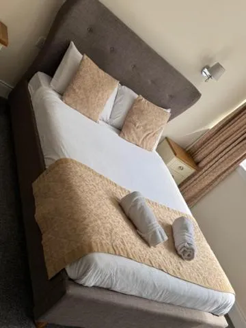 Bedroom, Bed in The Waverley Inn