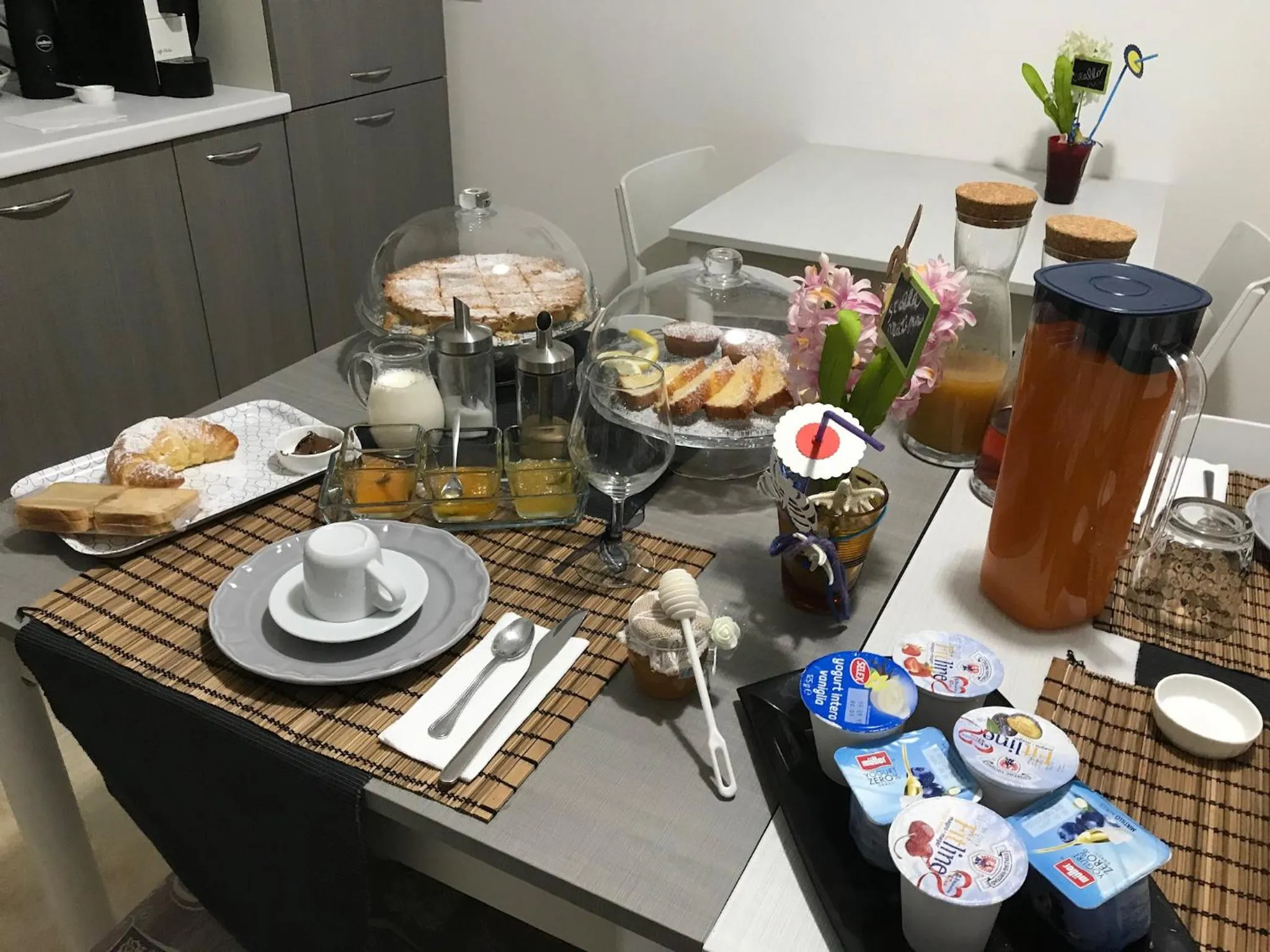 Food and drinks in La Maison de Gabrielè