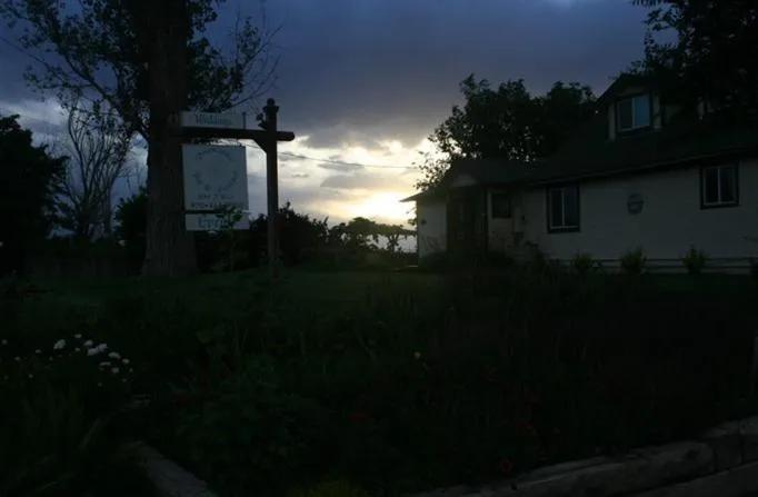 Sunset in Dreamcatcher Bed and Breakfast