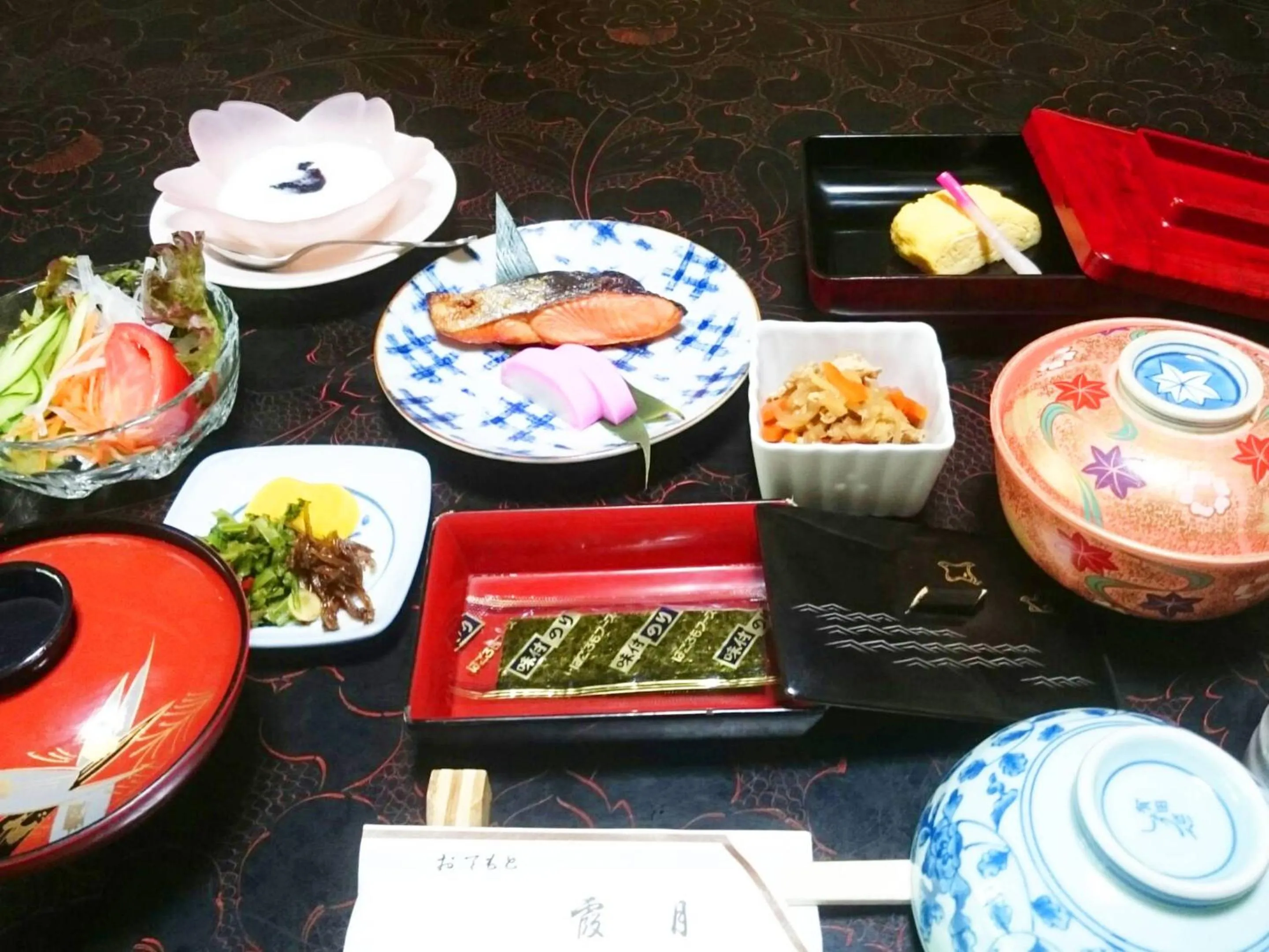 Asian breakfast in Kagetsu Ryokan