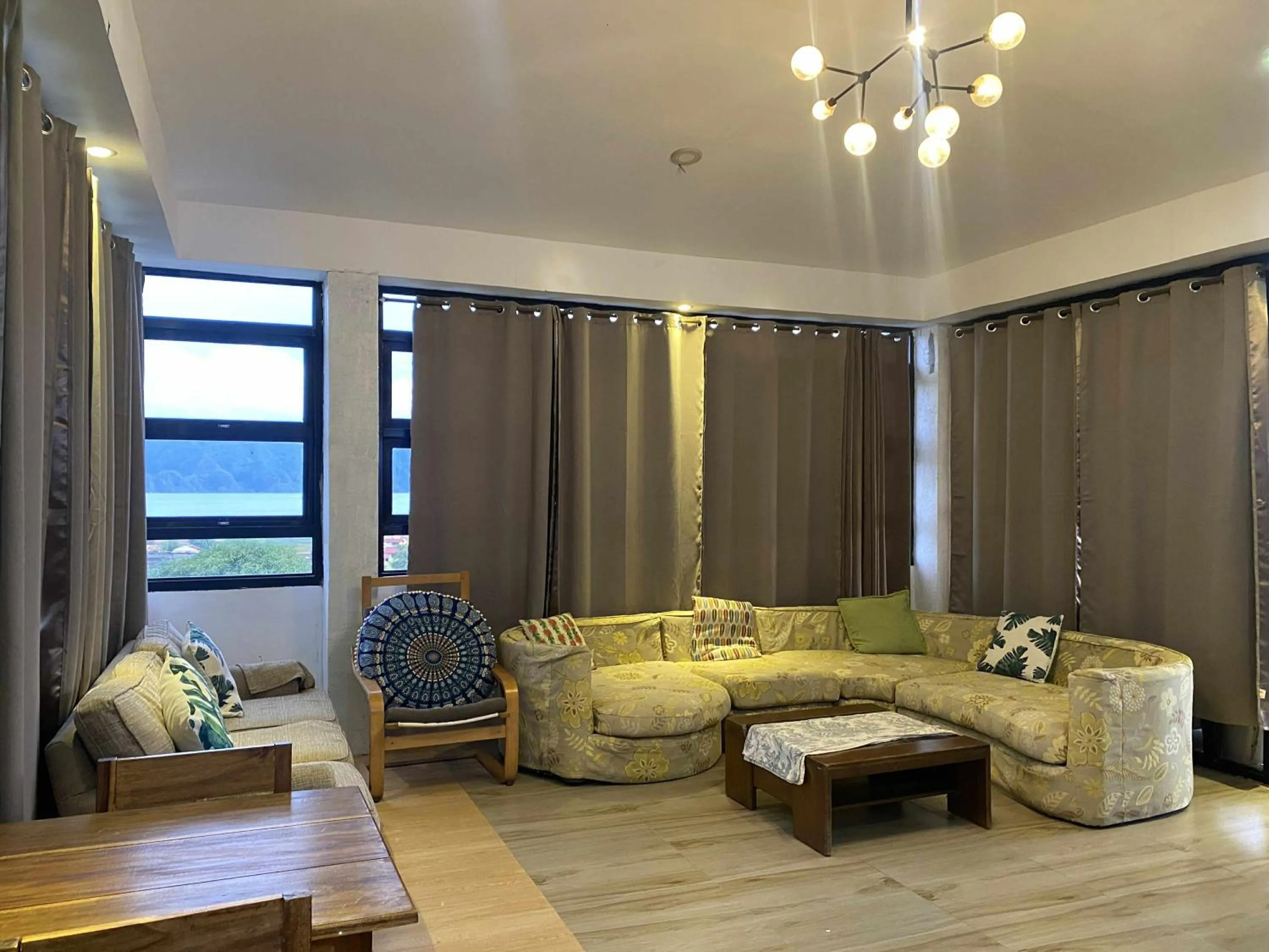 Kalis Viewpoint Lodge Coron