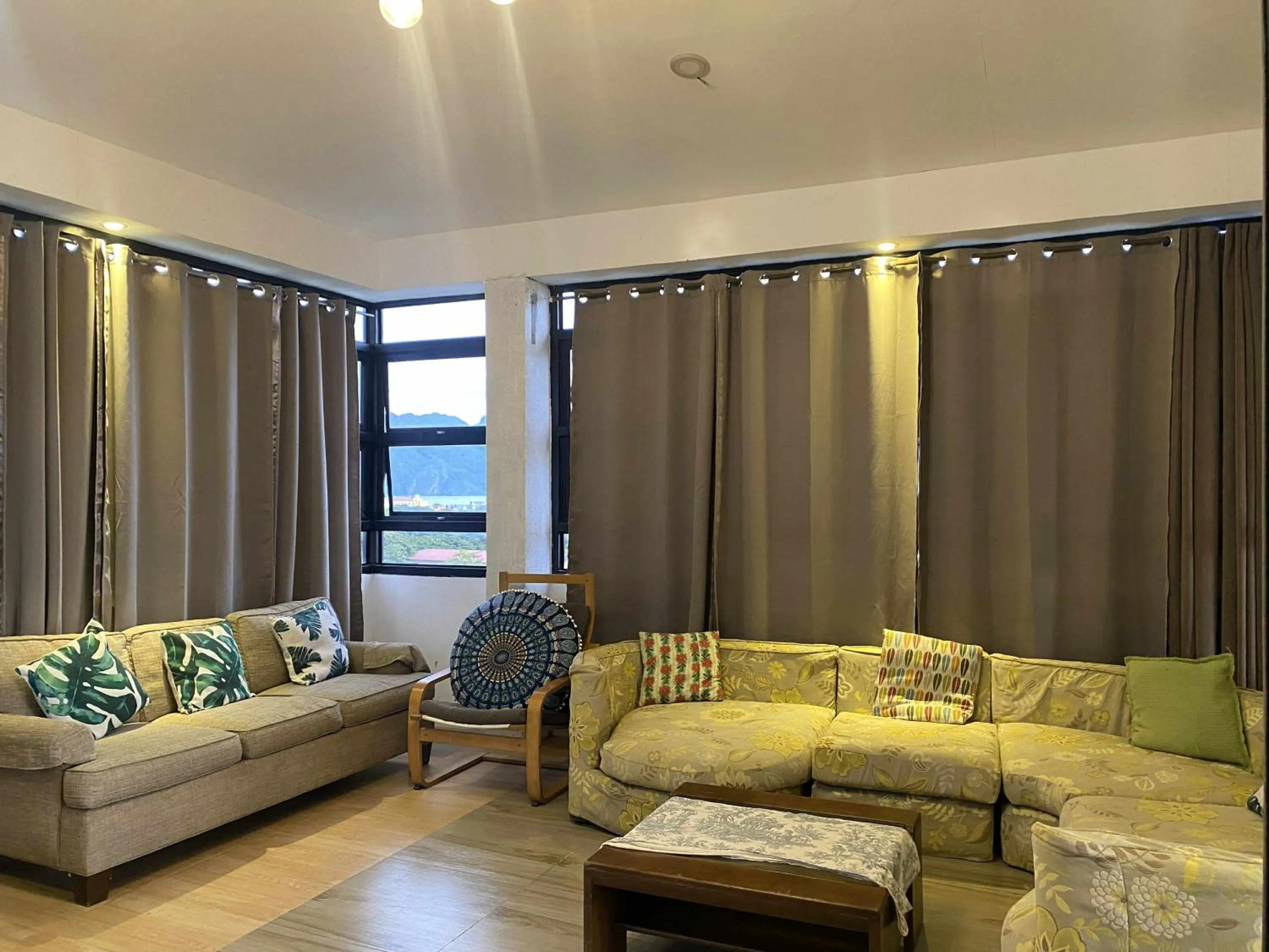 Kalis Viewpoint Lodge Coron