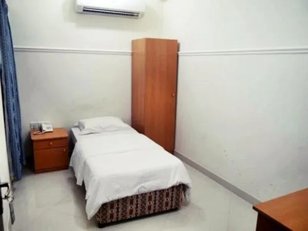 Bedroom, Bed in Plaza Hotel