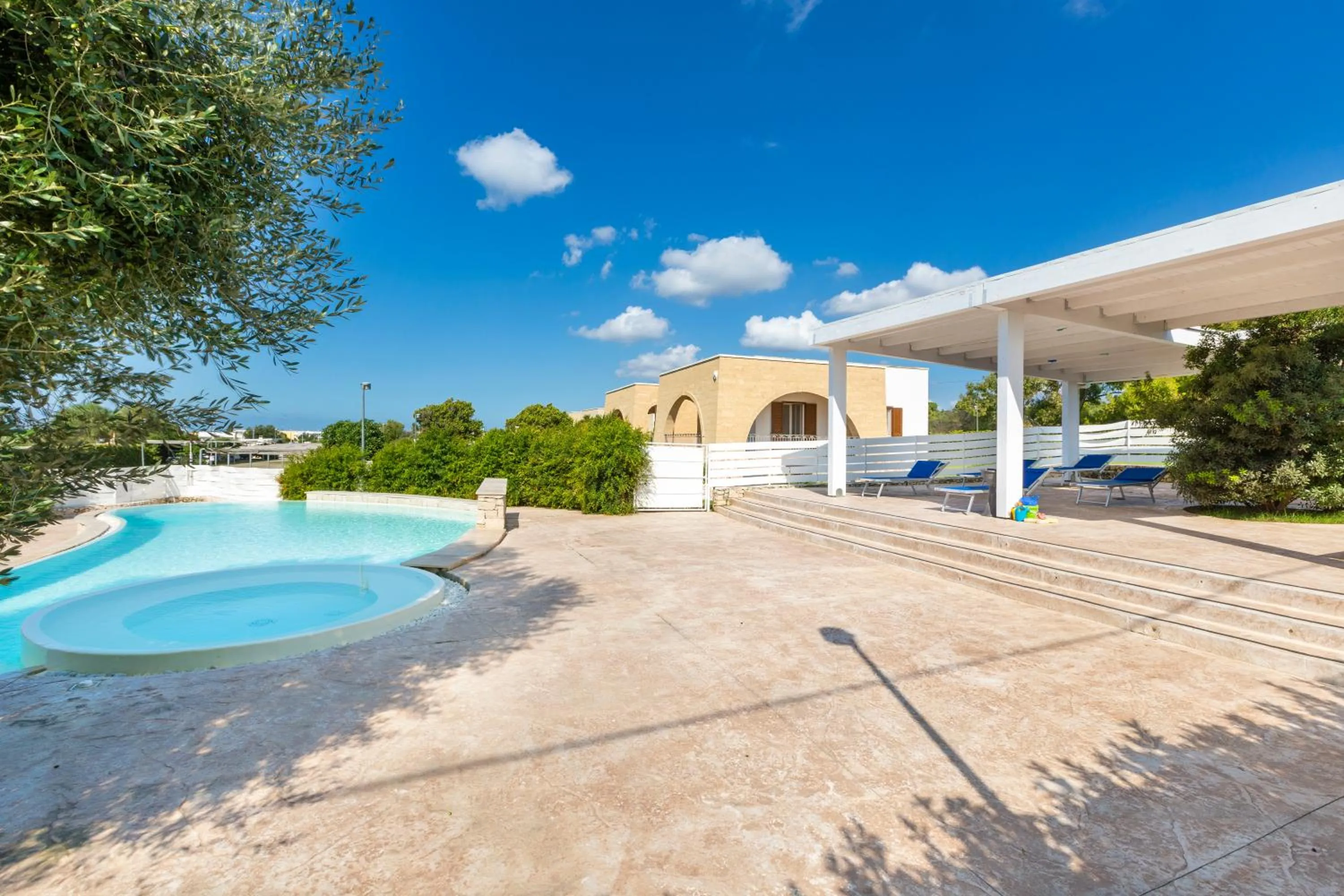 Residence Magic Sea Torre Pali