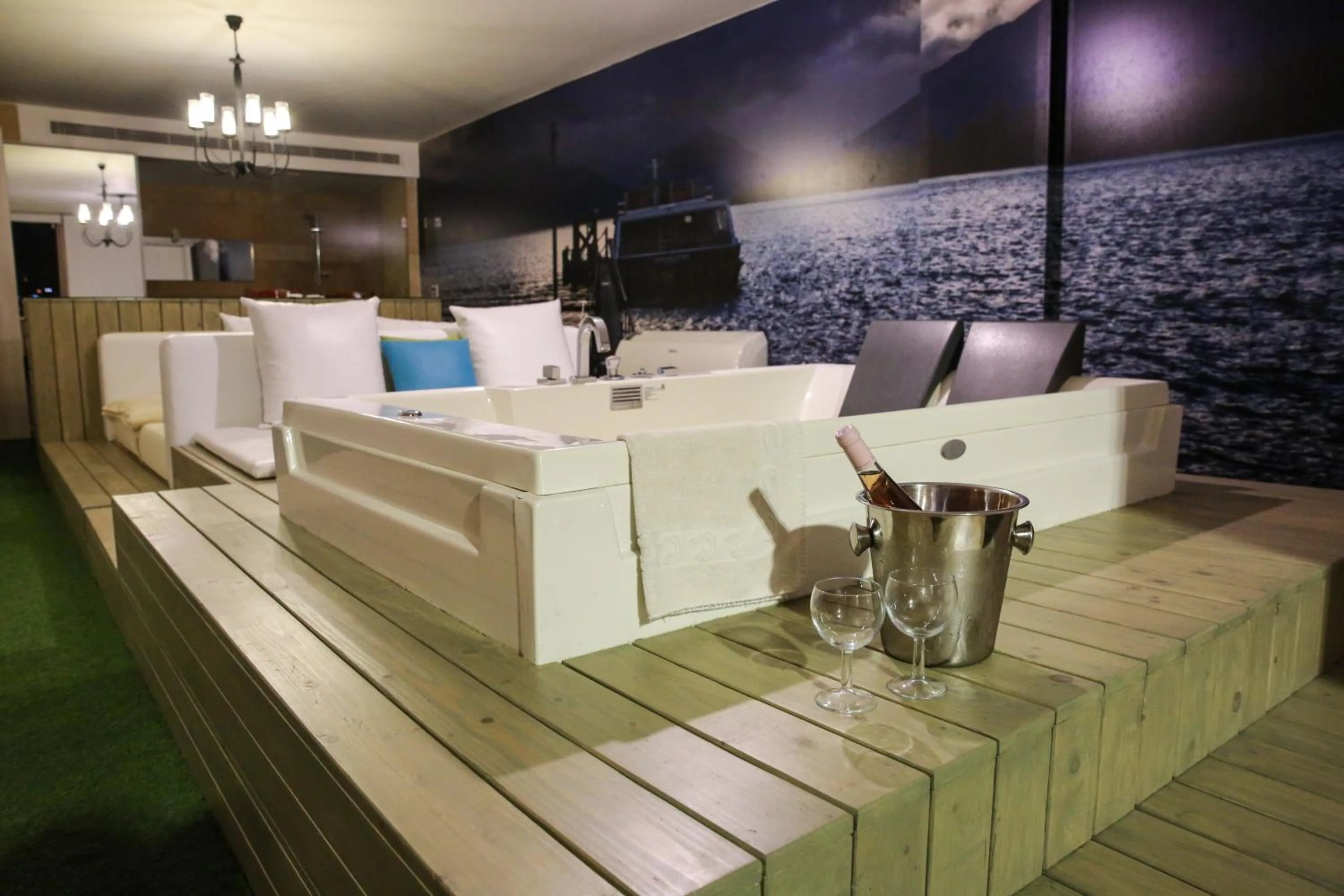 Bath in Four Seasons Halat