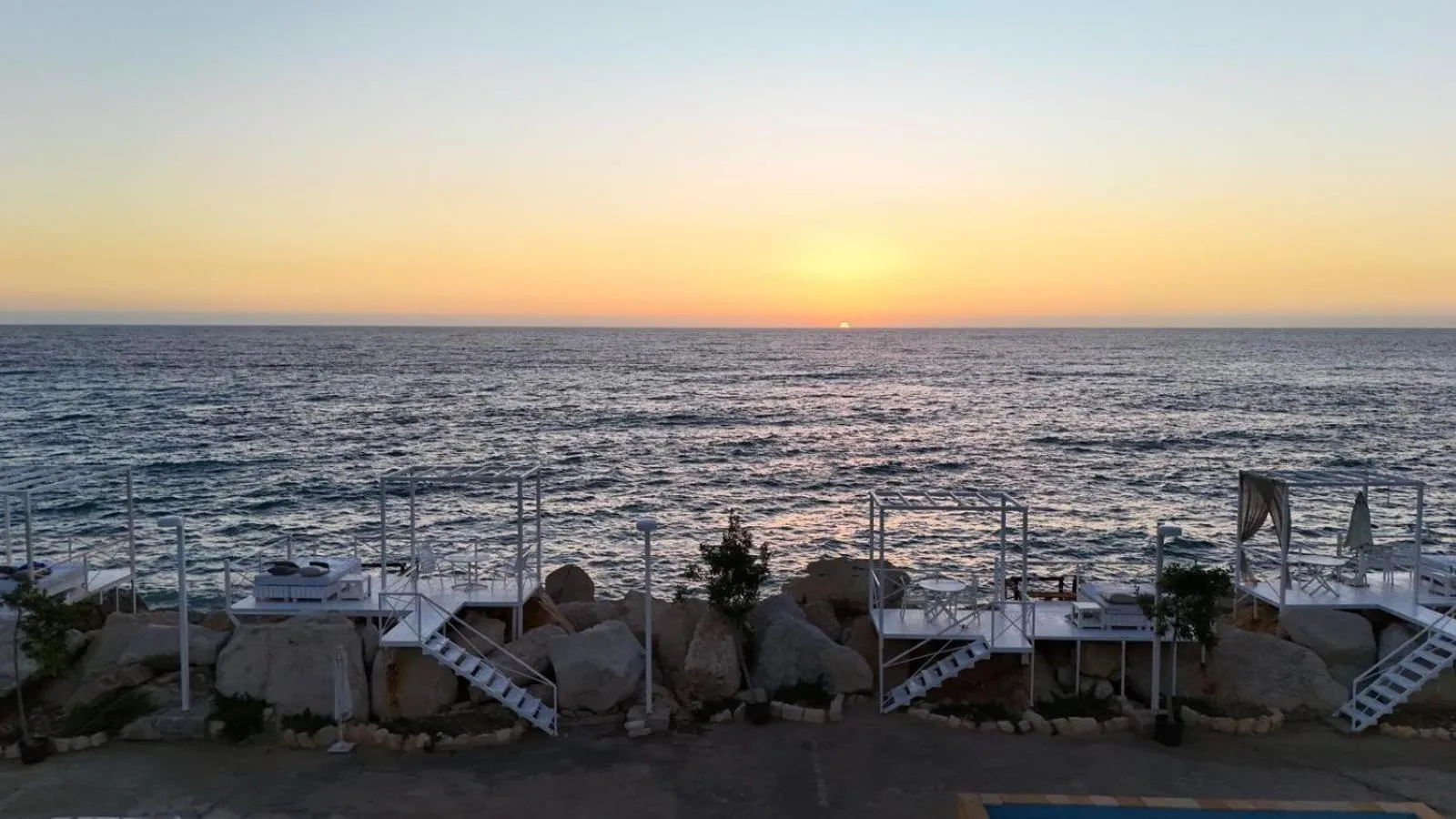 Sea view in Four Seasons Halat