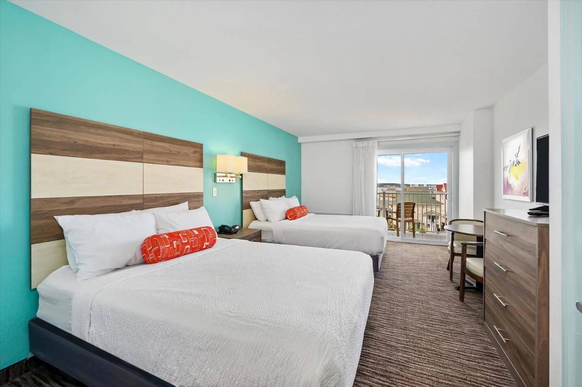 Photo of the whole room, Bed in Monte Carlo Boardwalk / Oceanfront Ocean City