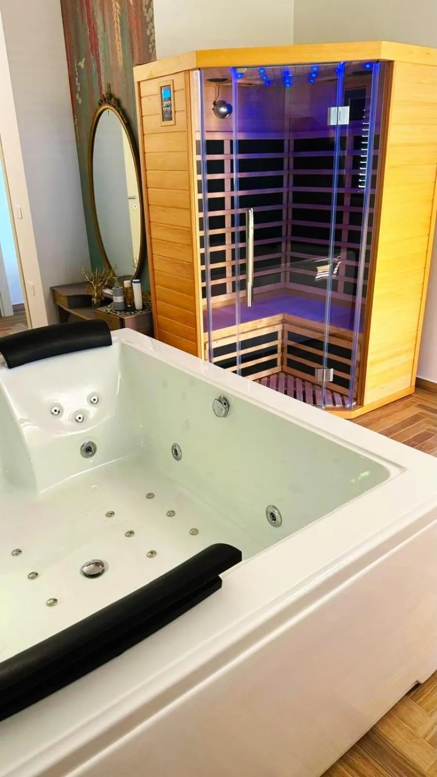 Hot Tub in Villa C Luxury Estate