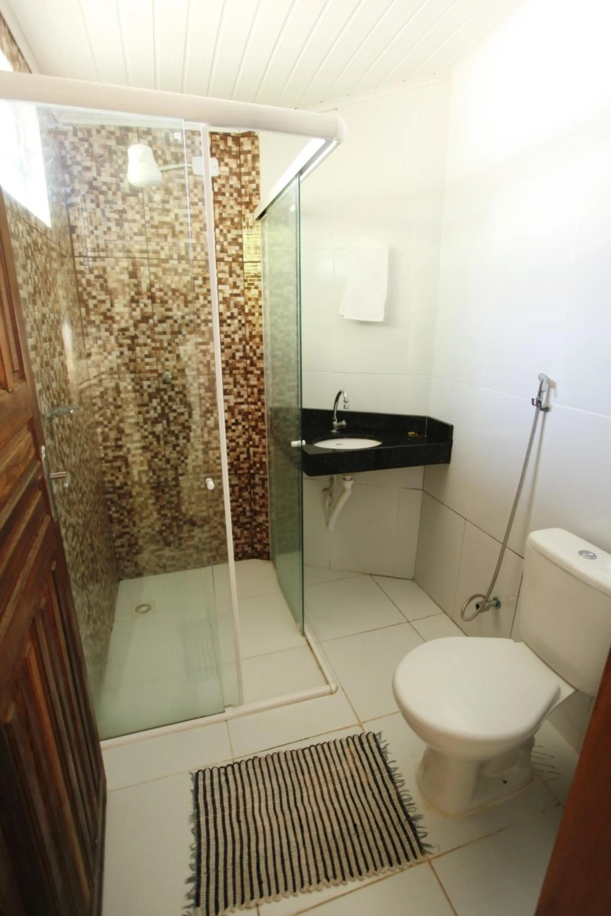 Shower in Pousada Vila Cajuína - Luís Correia