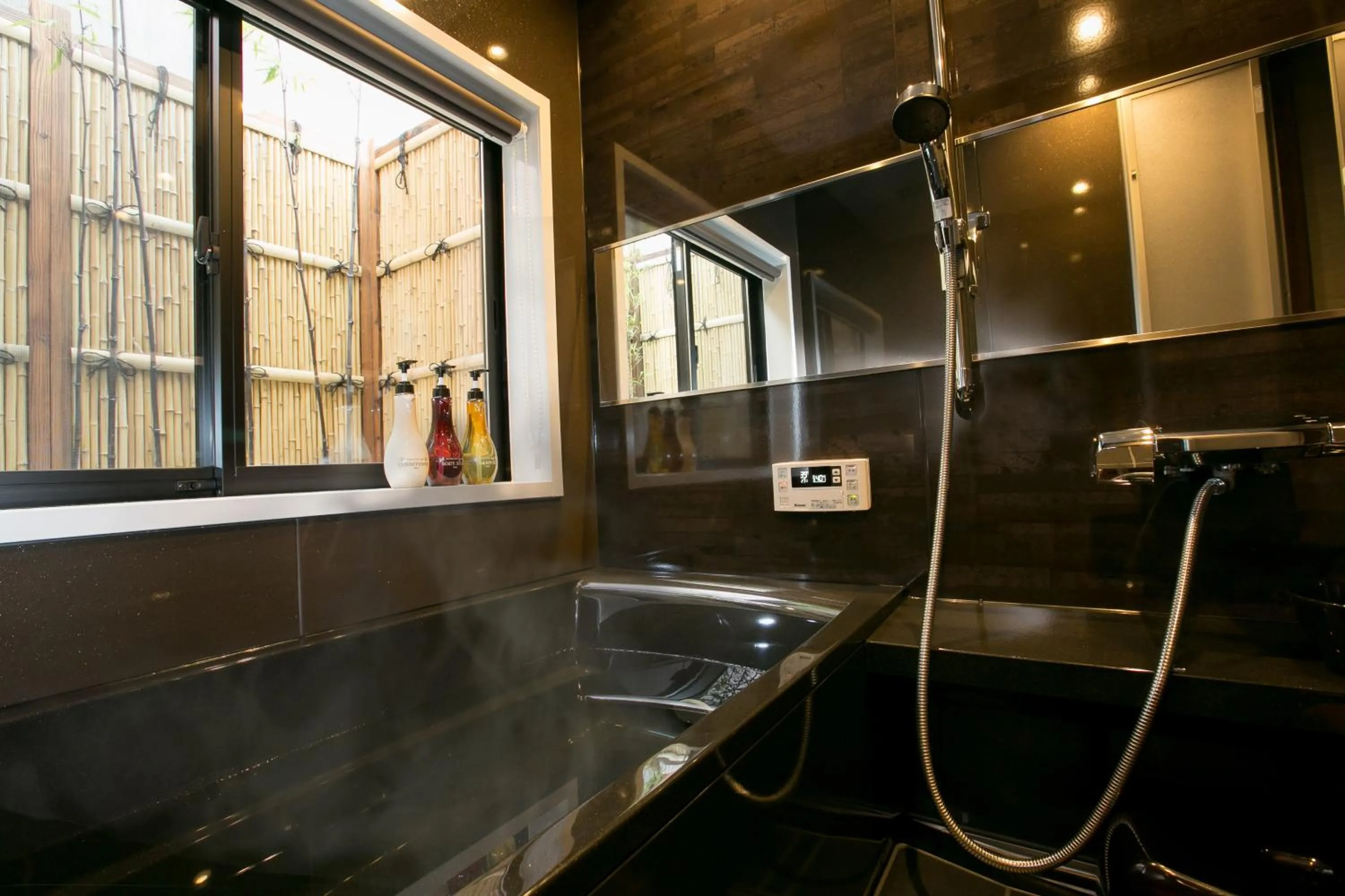 Bathroom in Hosta Nijo Aoi