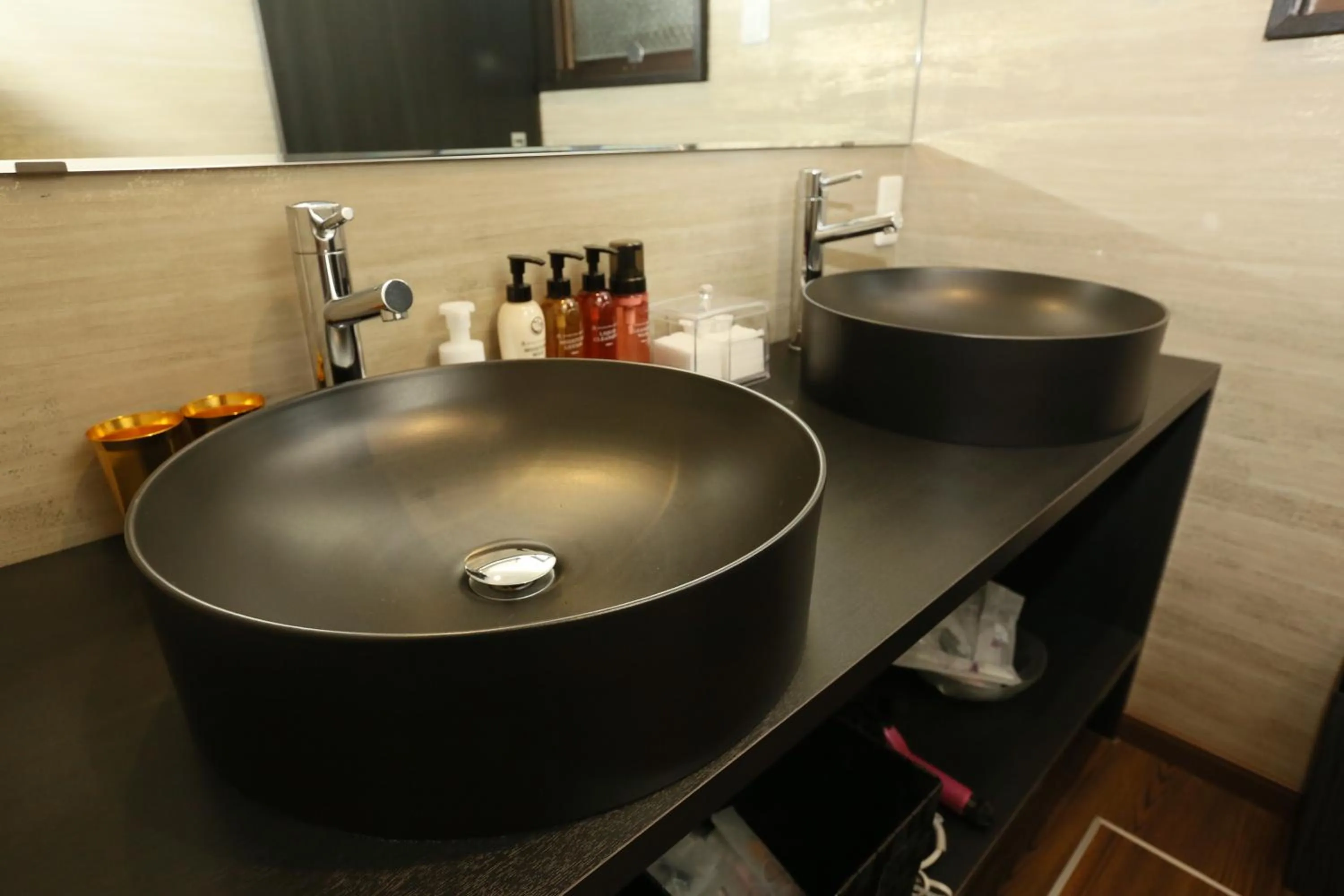 Area and facilities in Hosta Nijo Aoi