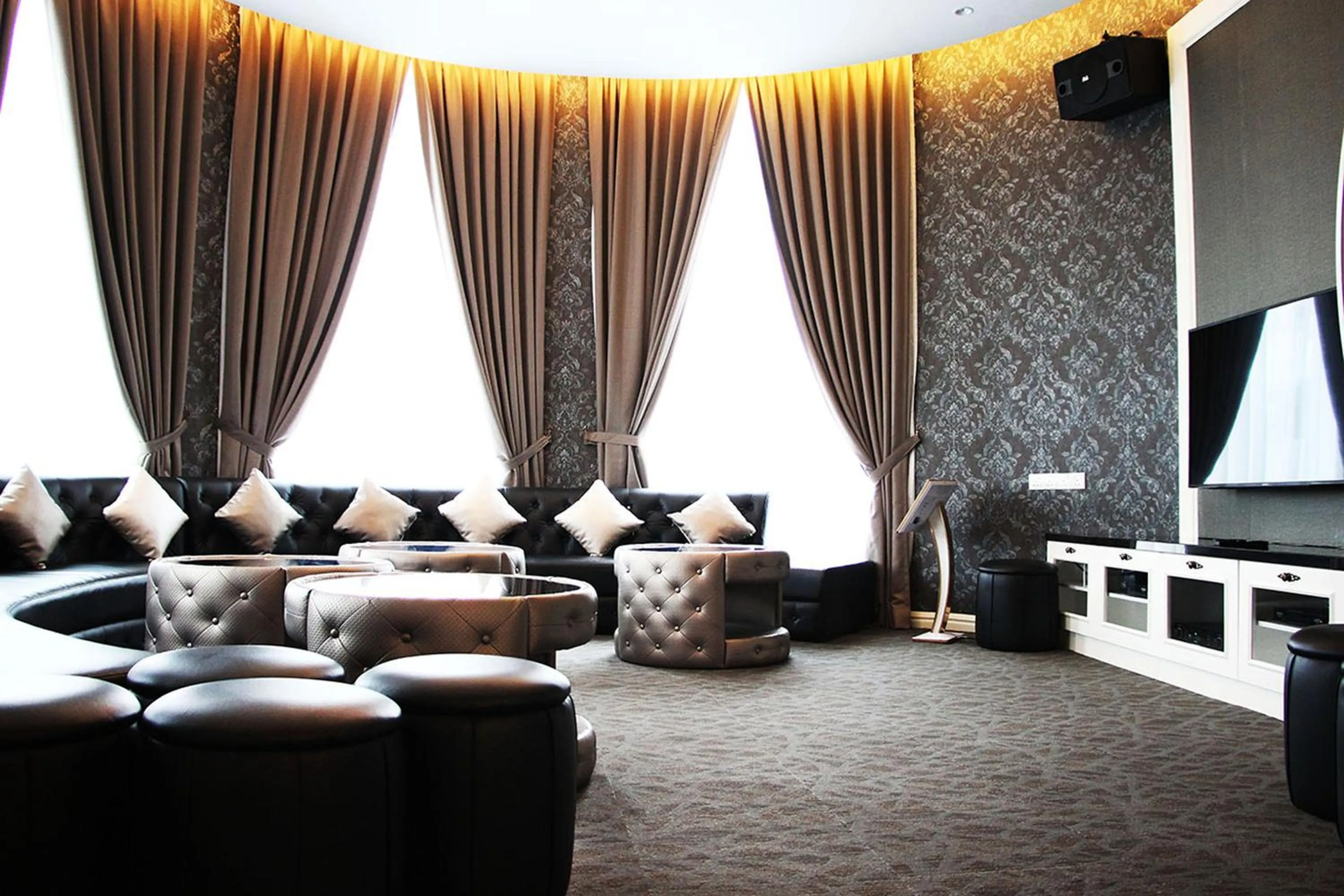 Karaoke in Casa Bianca