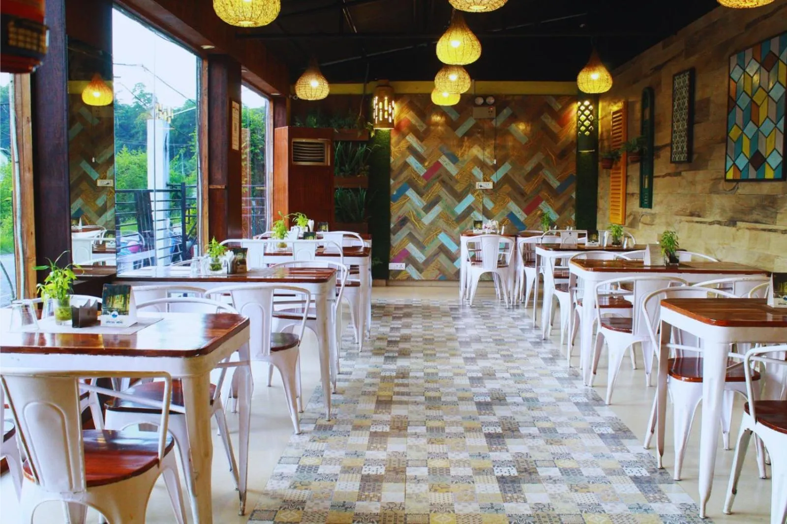 Coffee/tea facilities in TSG Blue Resort & Spa