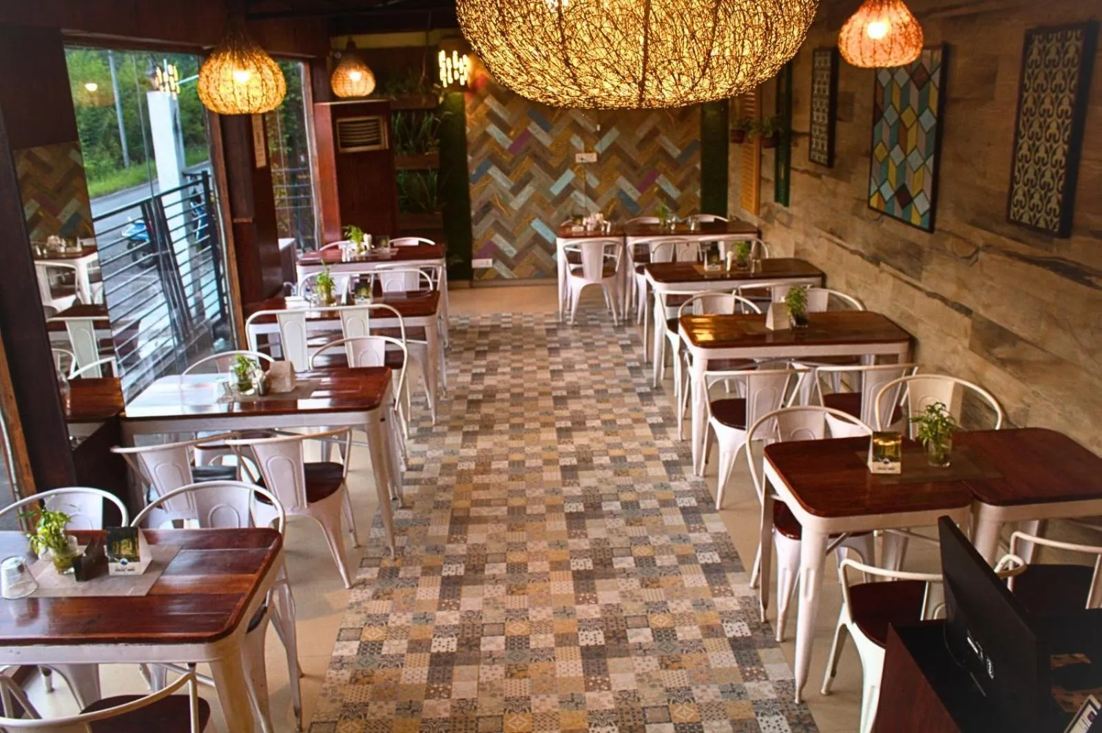 Coffee/tea facilities in TSG Blue Resort & Spa