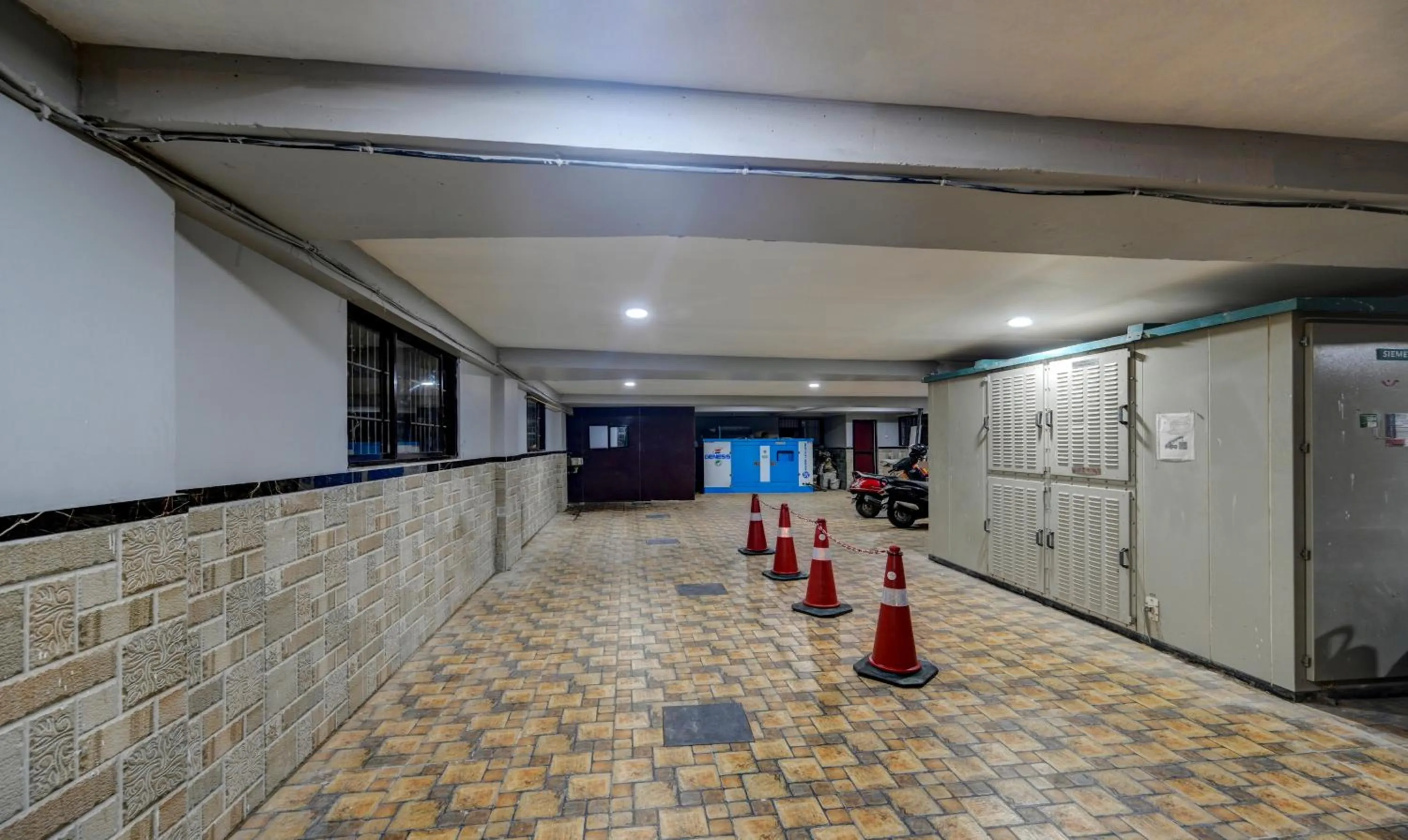 Parking in Treebo Aasma Downtown