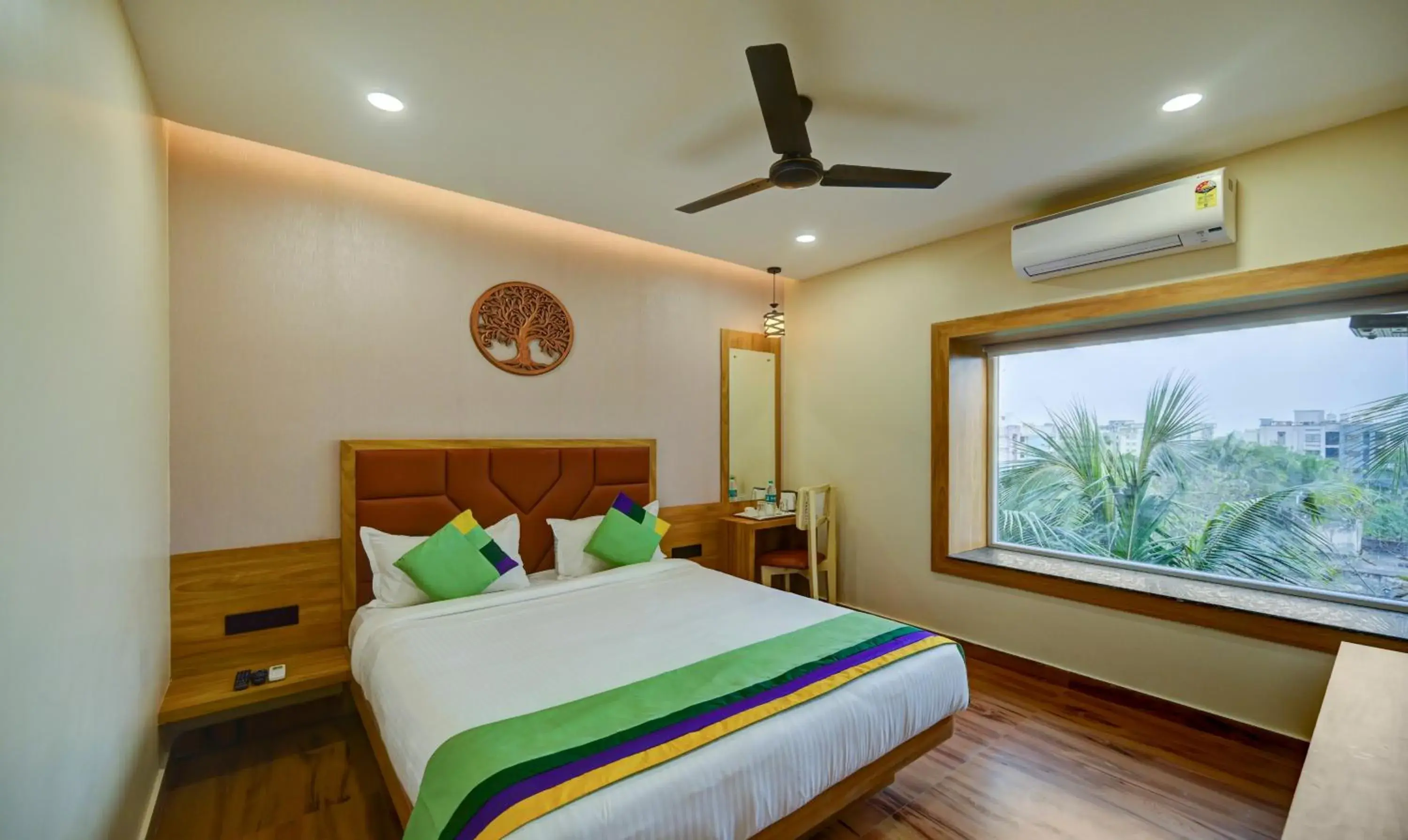 Standard Double Room - single occupancy in Treebo Aasma Downtown Standard Double Room - single occupancy in Treebo Aasma Downtown