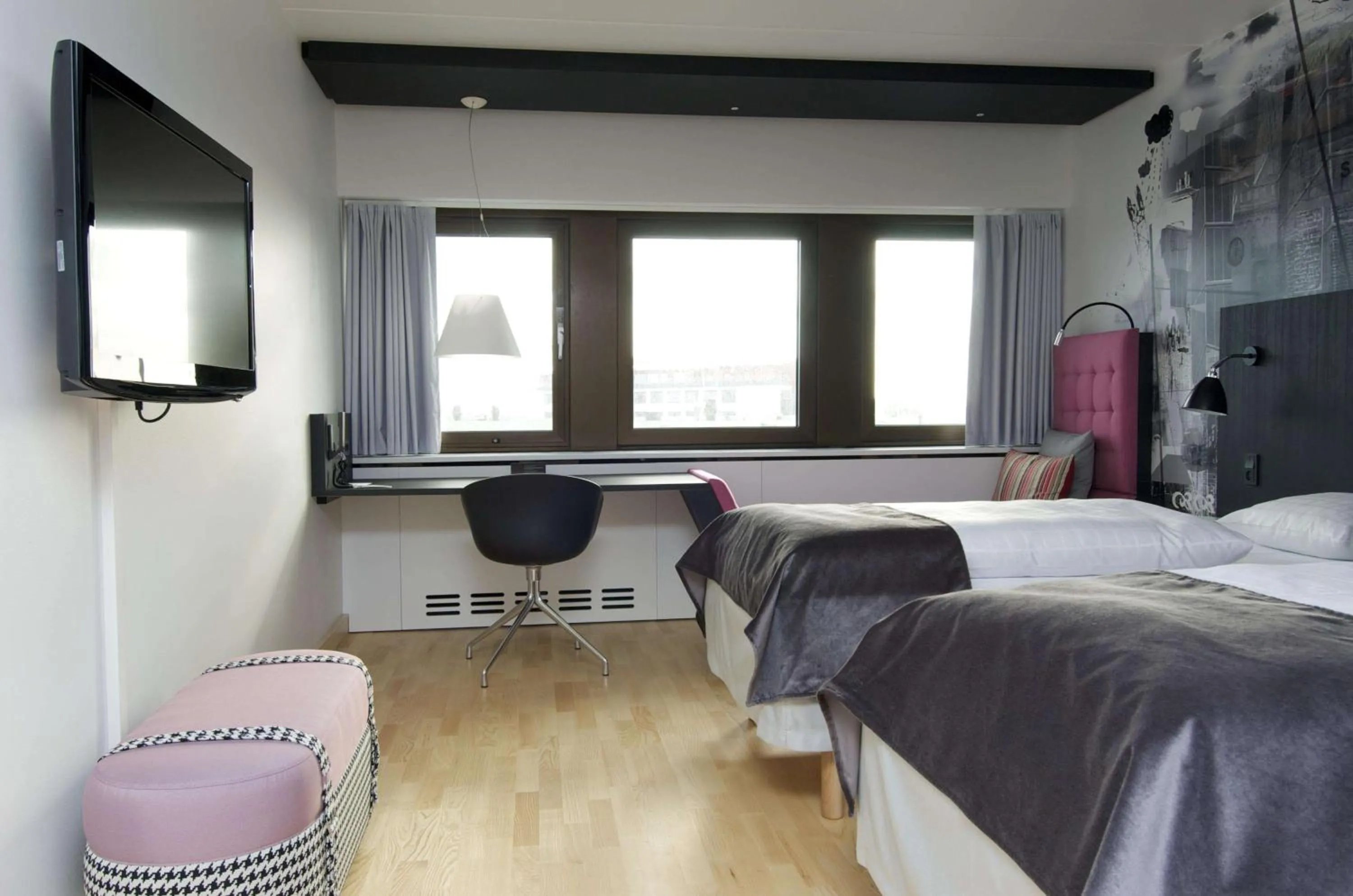 Photo of the whole room, Bed in Scandic Copenhagen