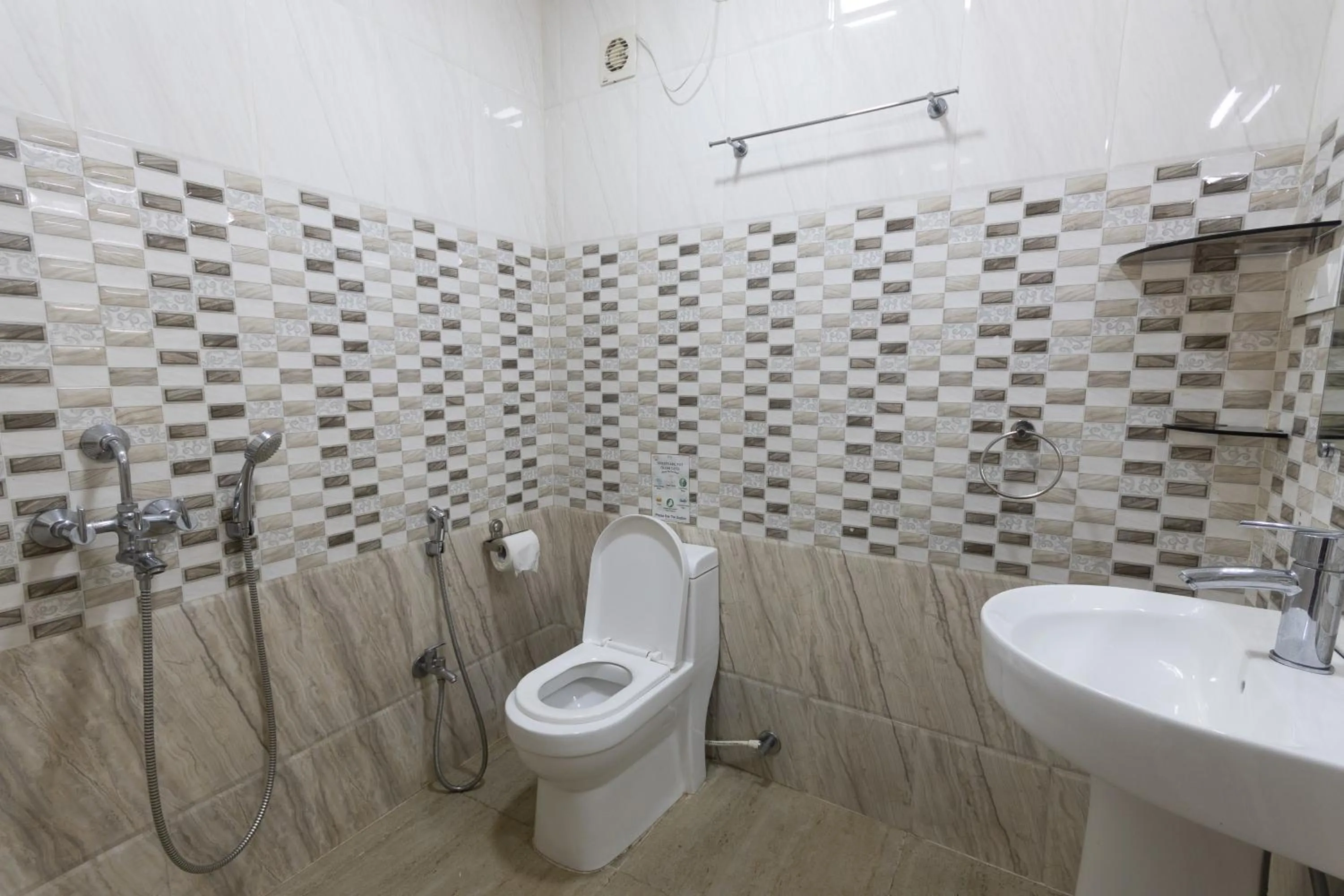 Shower in Sal Riviera