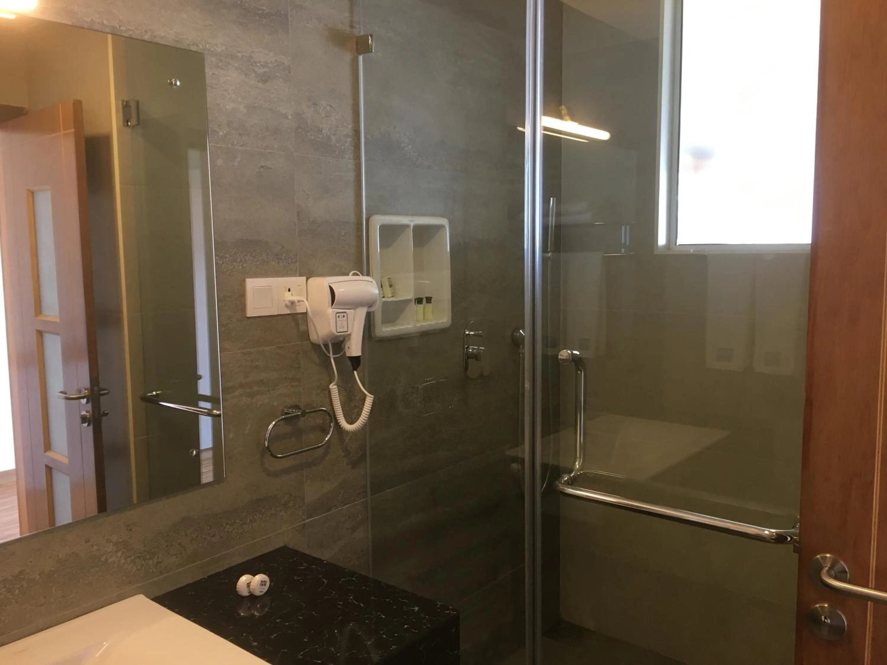 Bathroom in Twenty-Two Weligambay