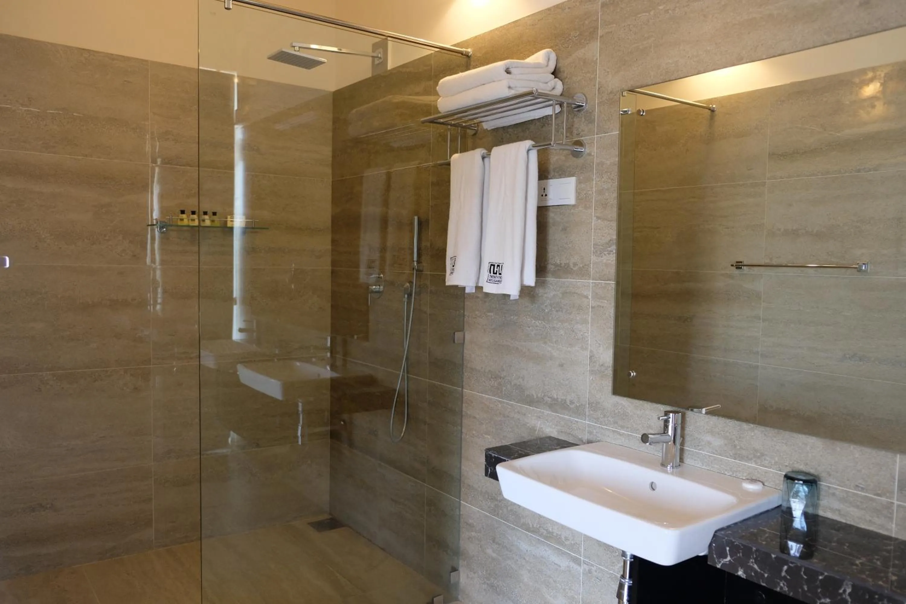 Bathroom in Twenty-Two Weligambay