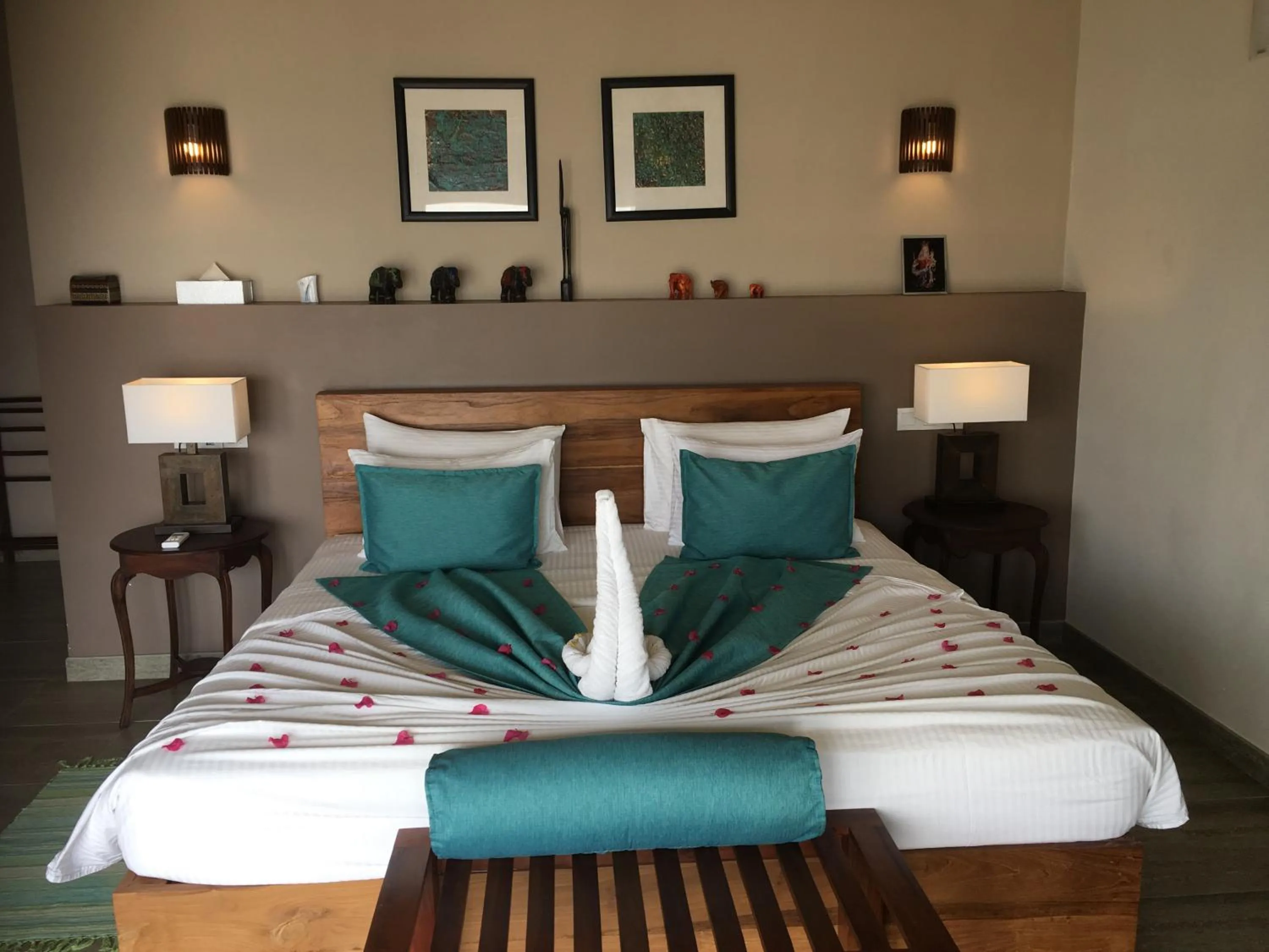 Bedroom, Bed in Twenty-Two Weligambay