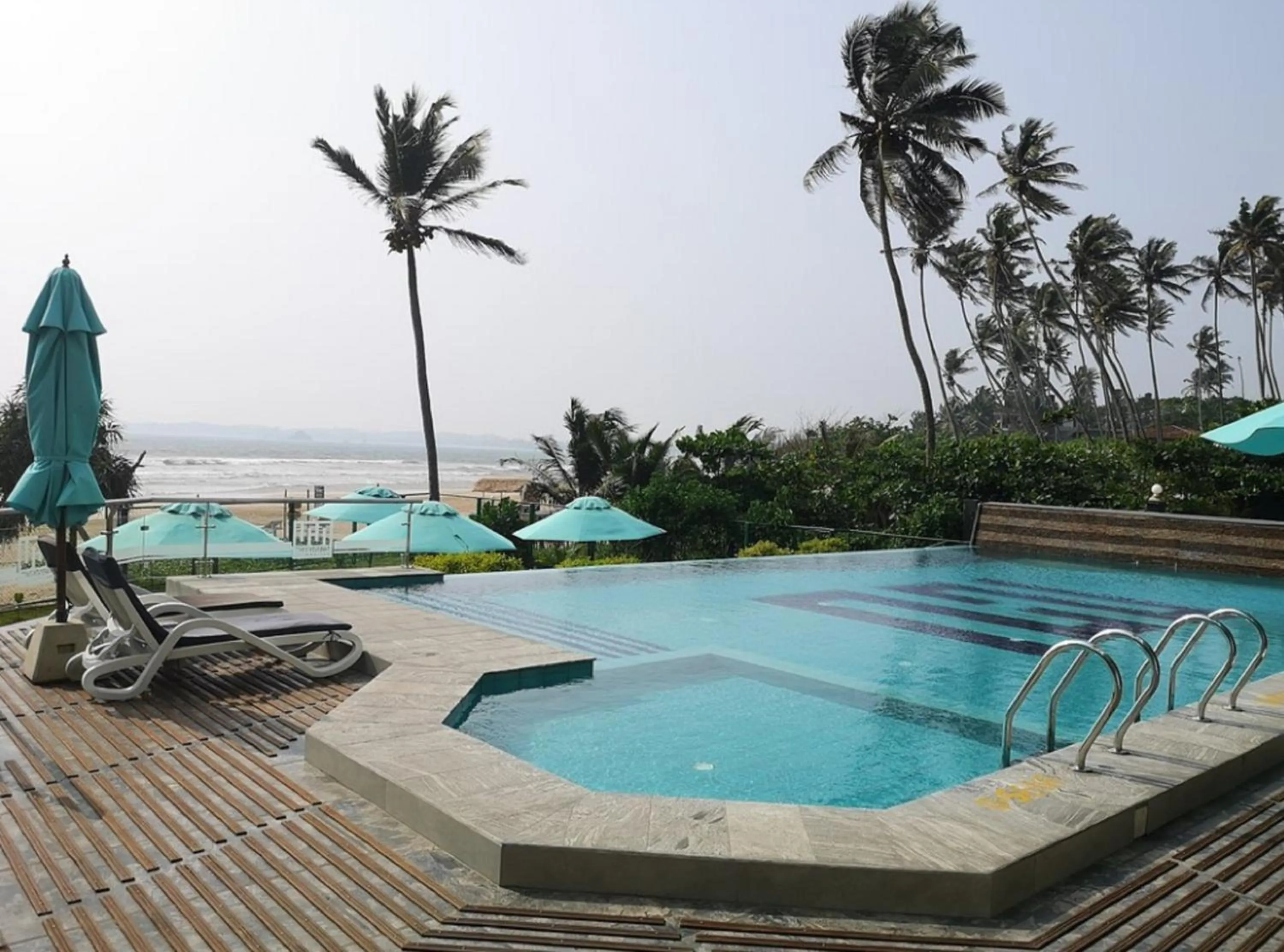 Swimming pool in Twenty-Two Weligambay