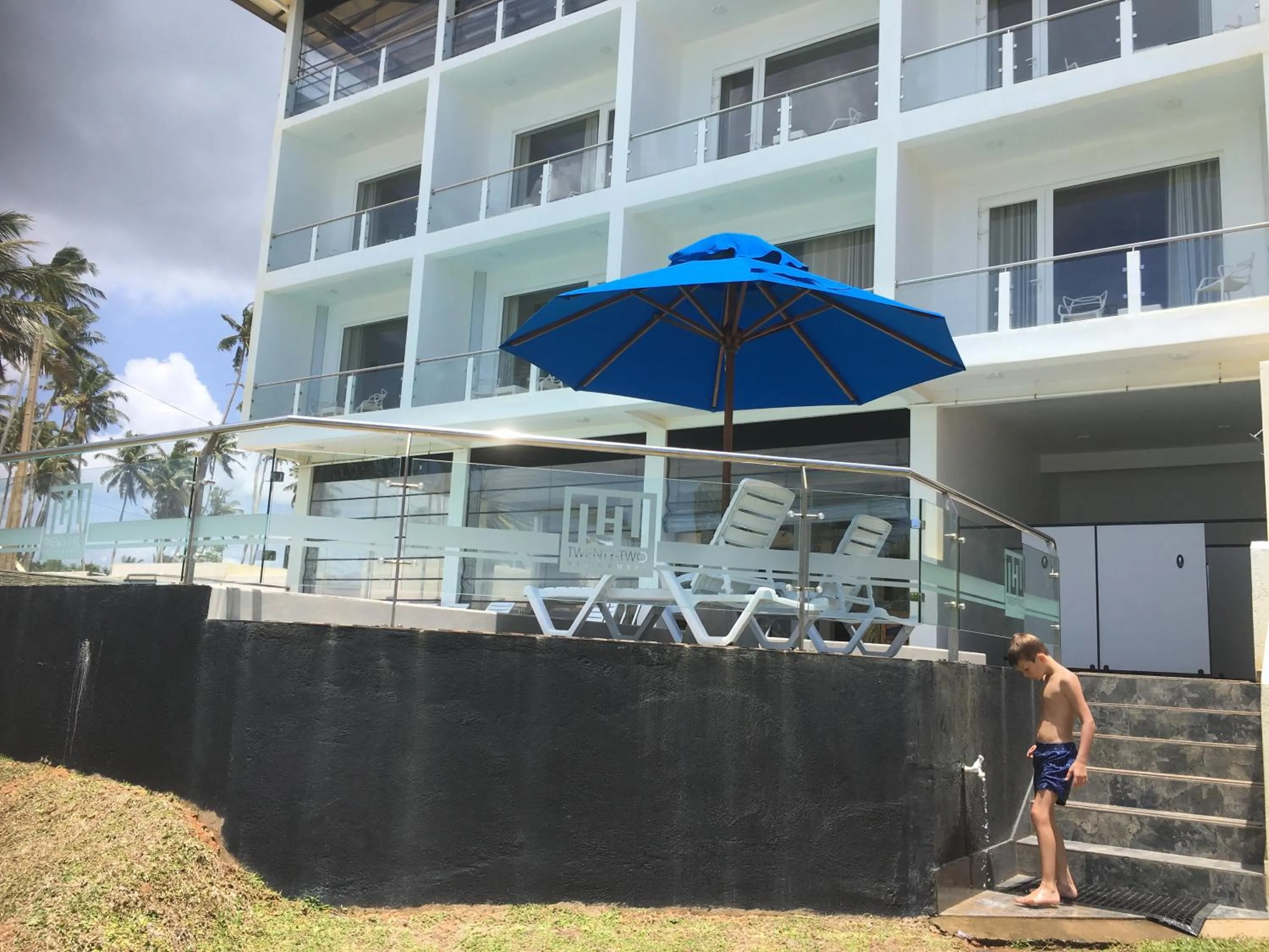 Swimming pool in Twenty-Two Weligambay