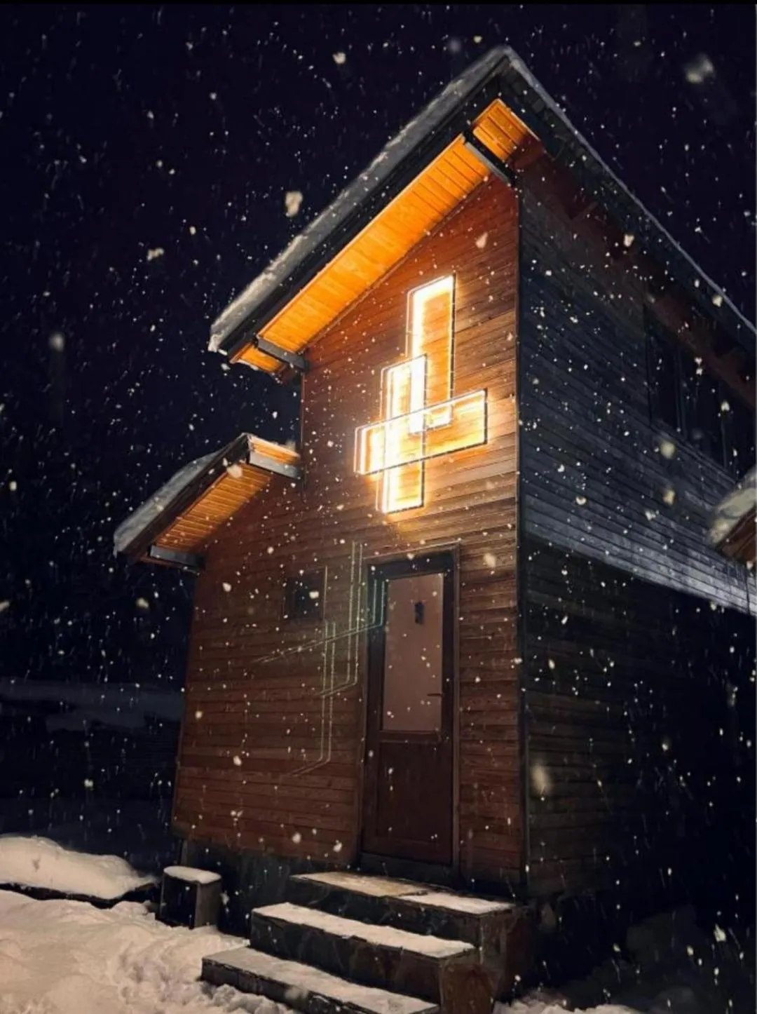 Property building, Winter in Hotel Level