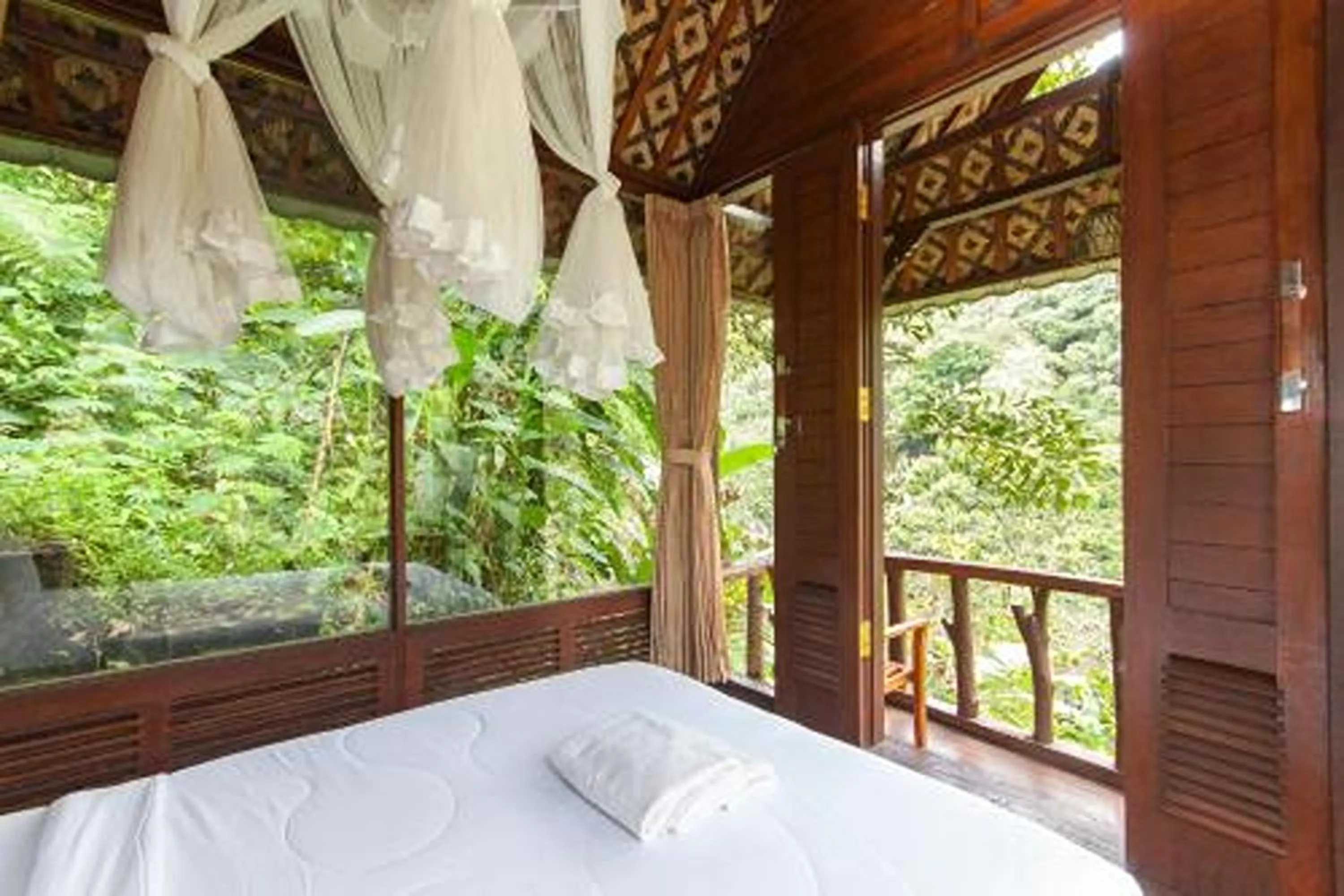 Bed in Bali Jungle Resort