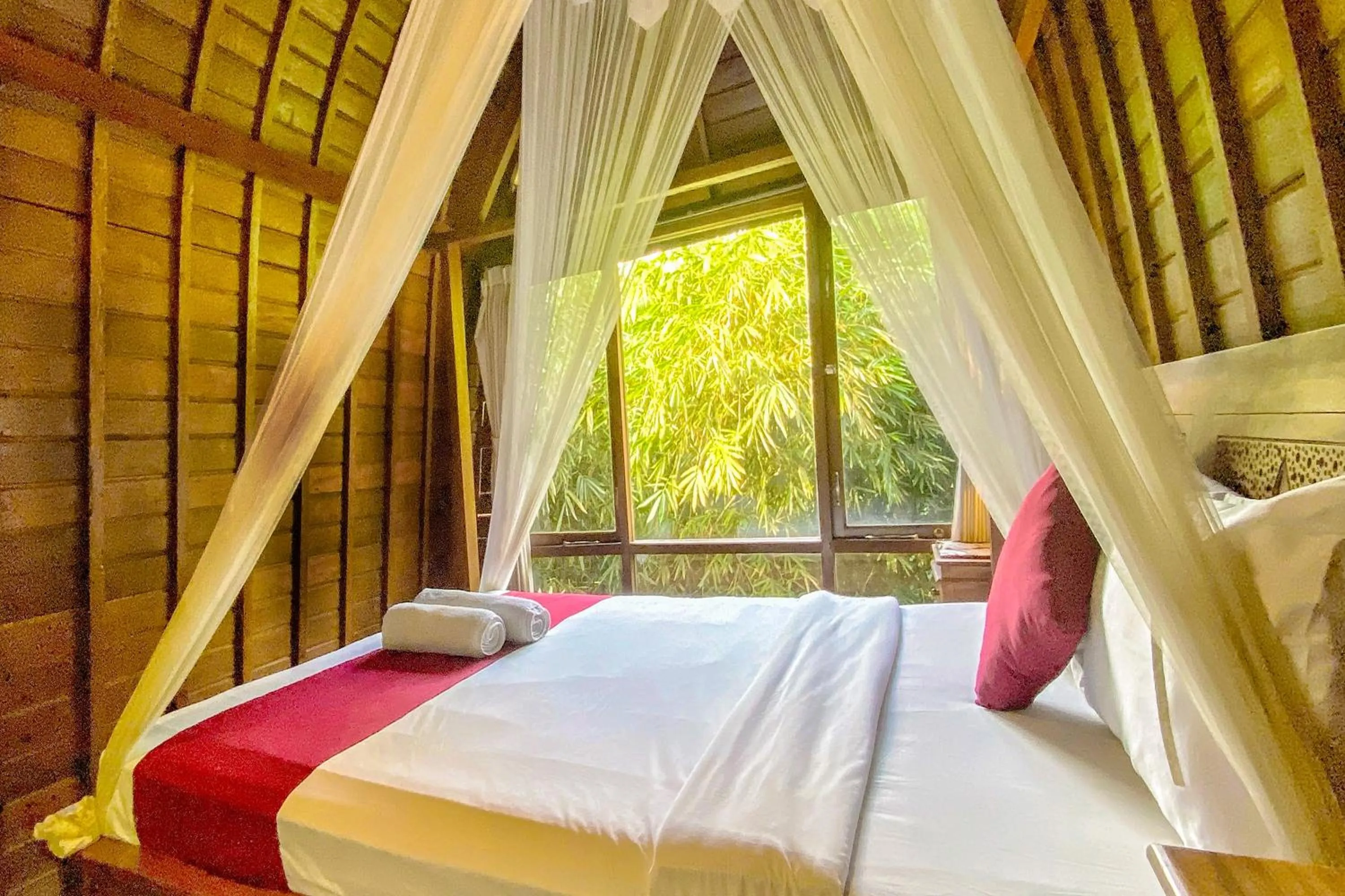 Bed in Bali Jungle Resort