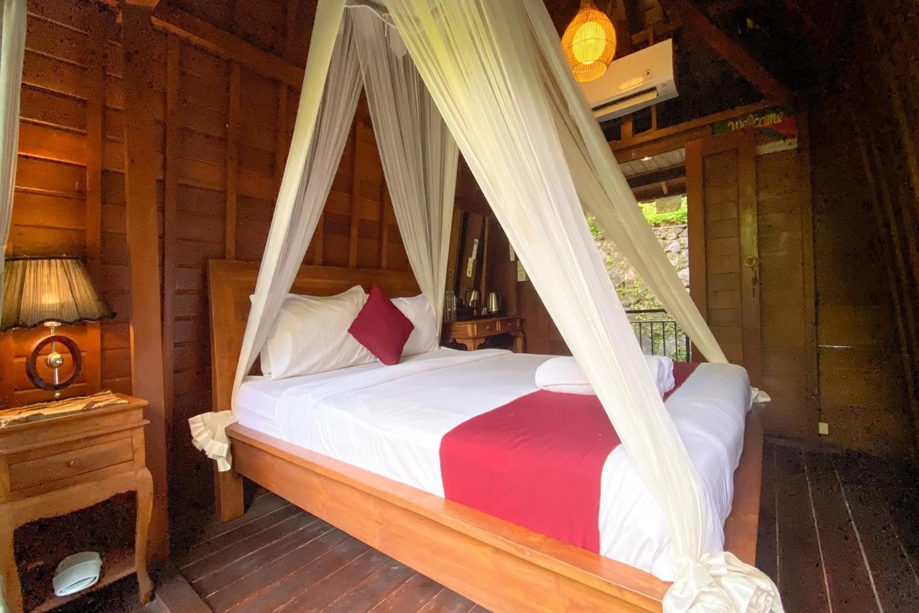 Bed in Bali Jungle Resort
