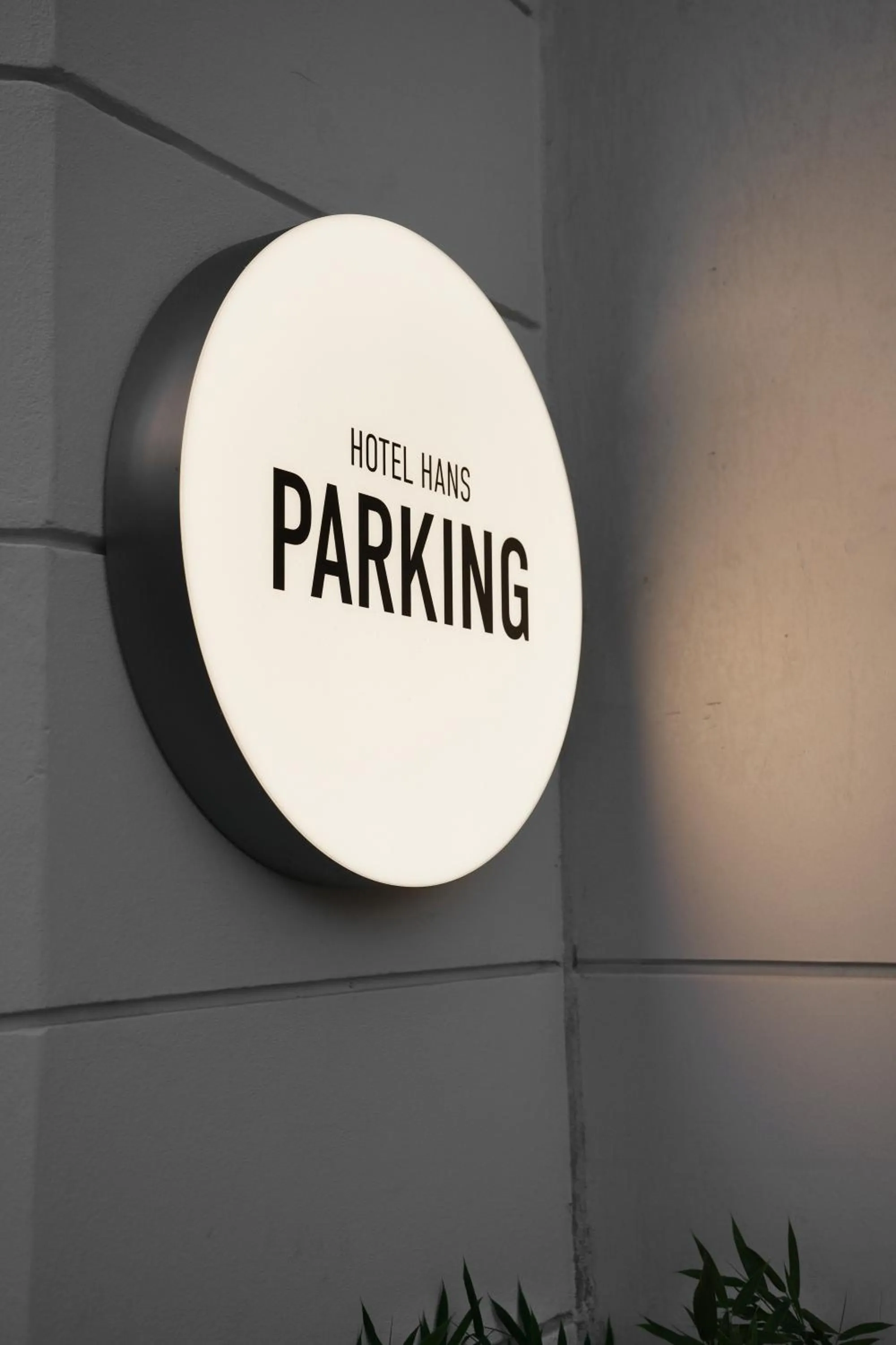 Parking in Hotel Hans