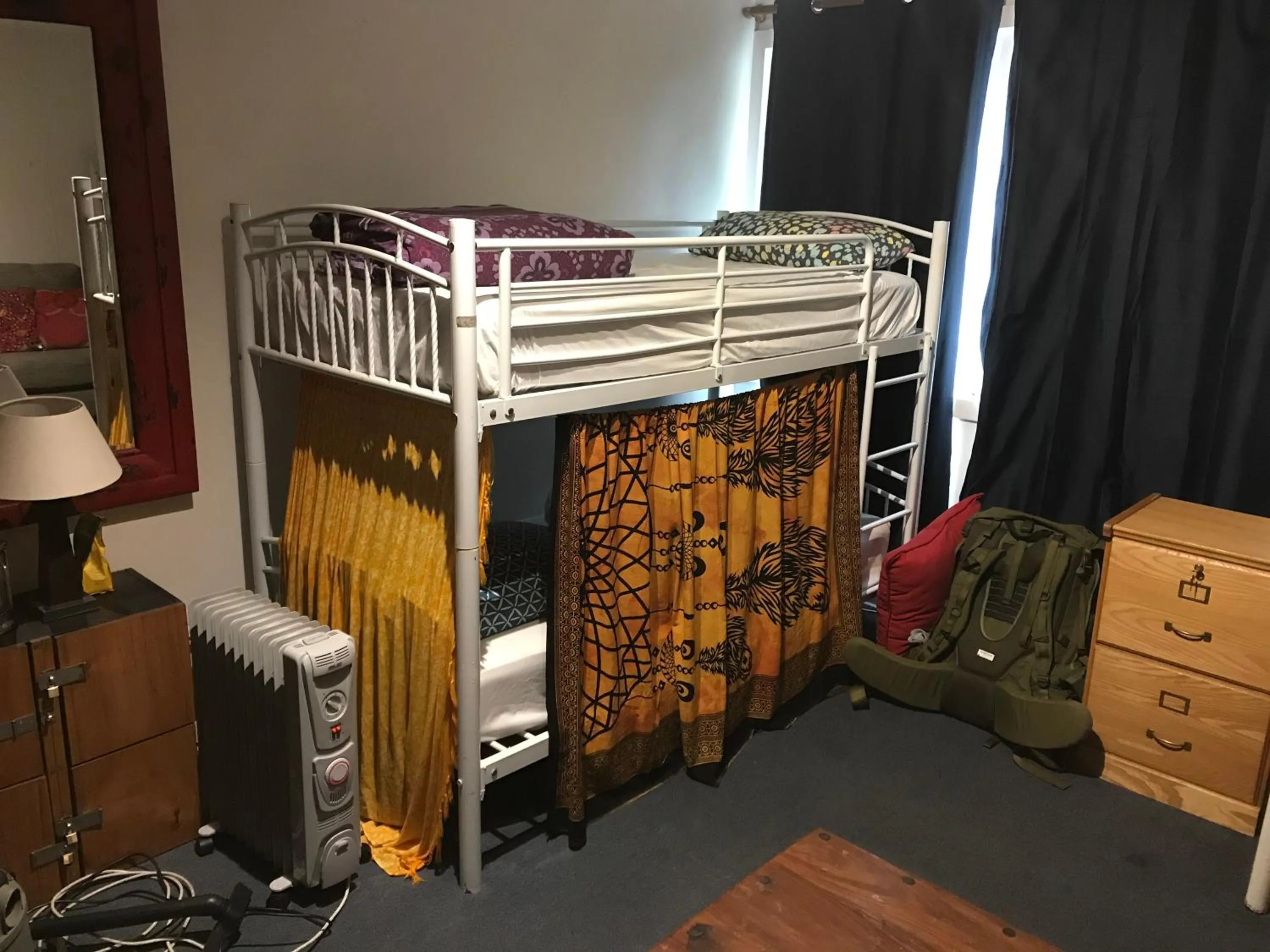 Bed in Flying Fox Backpackers