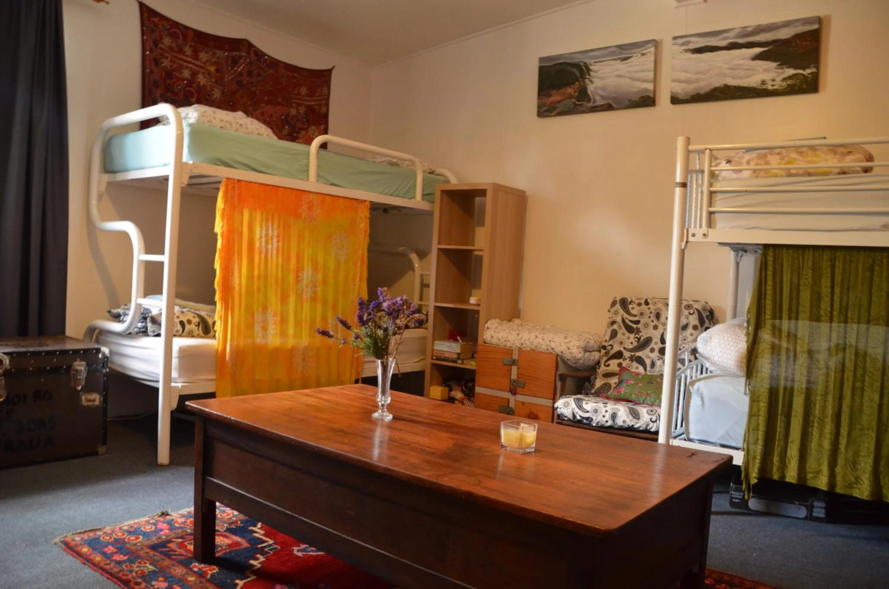 bunk bed, Bed in Flying Fox Backpackers