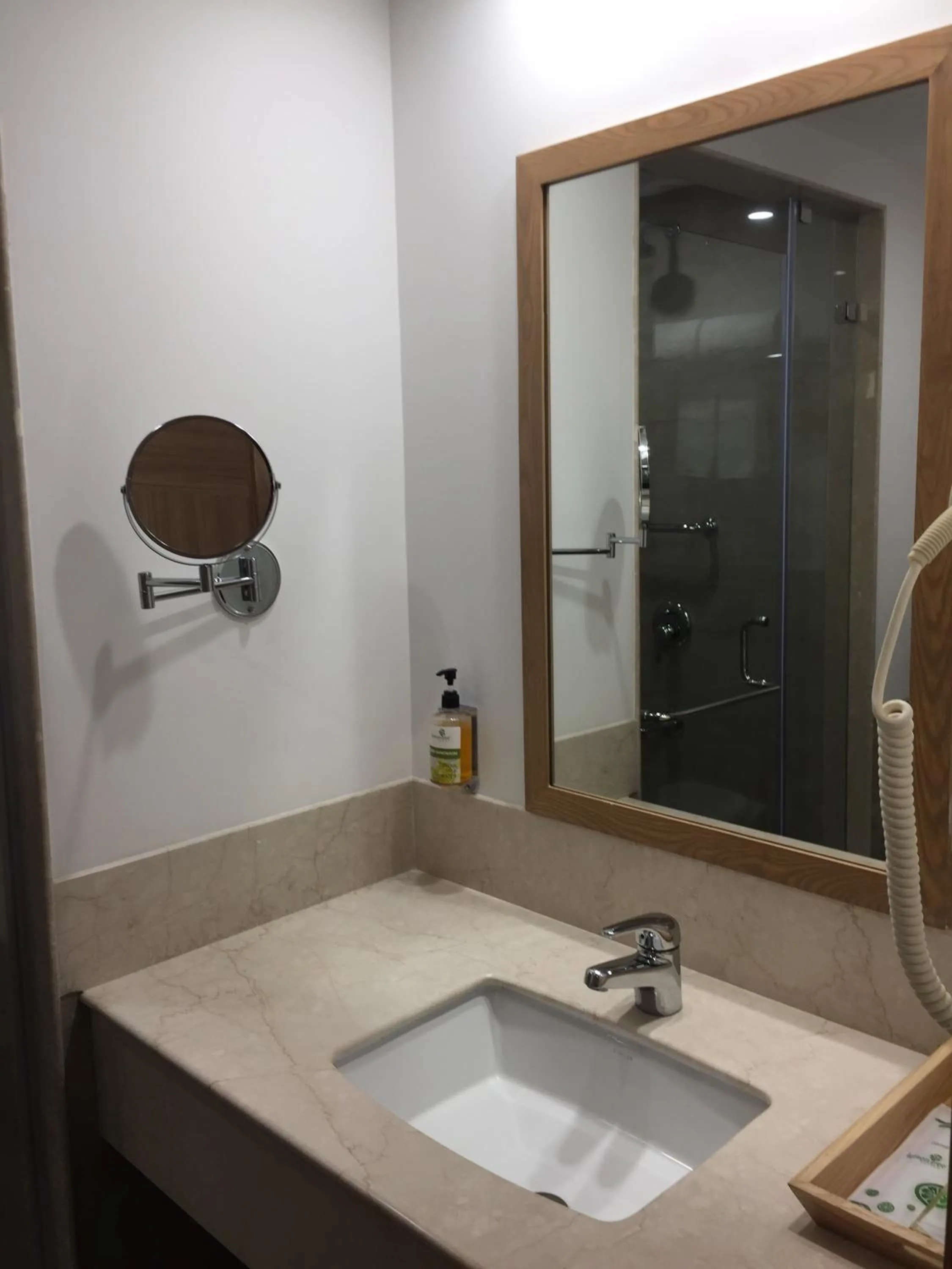 Bathroom in Red Fox by Lemon Tree Hotels, Sector 60, Gurugram