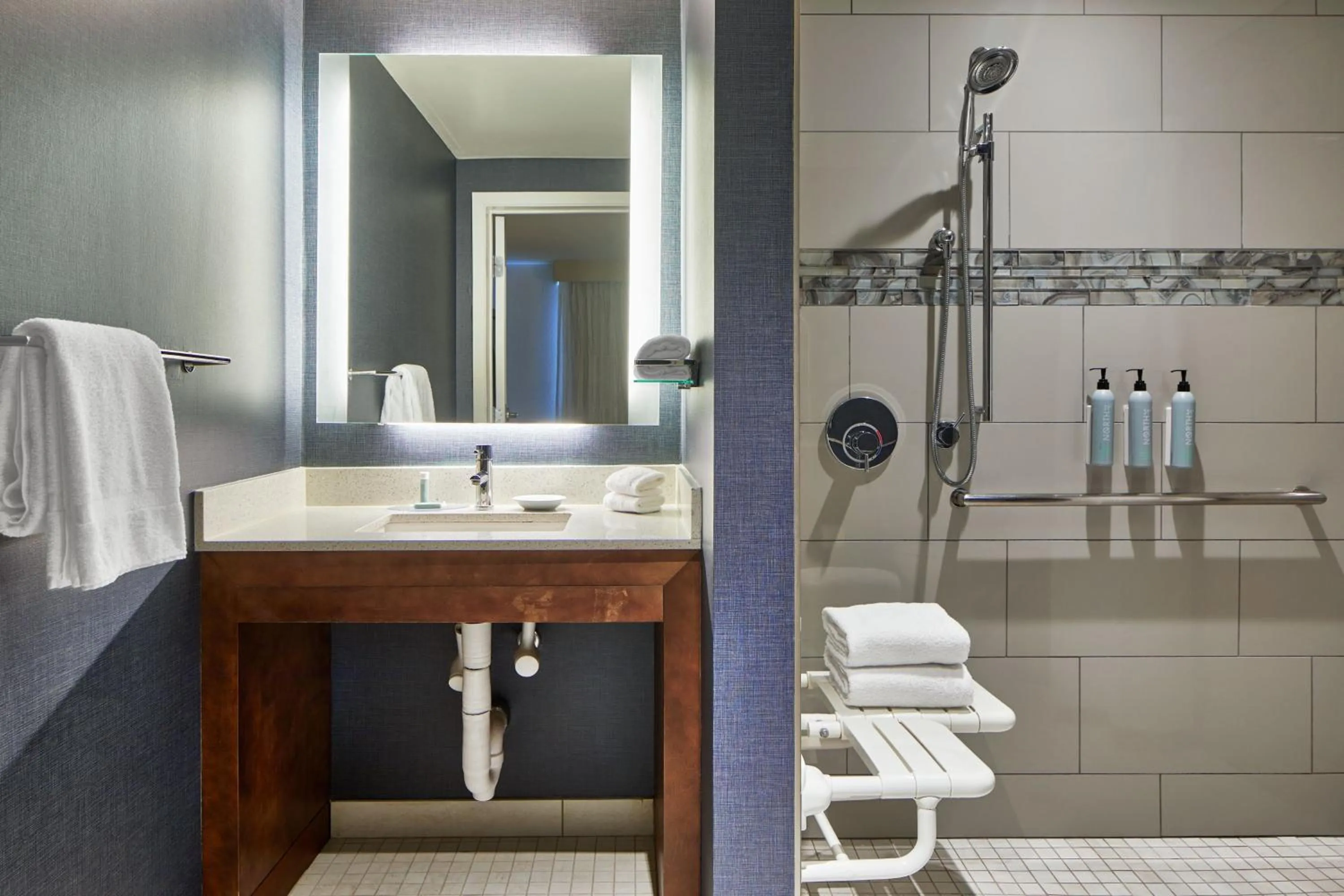 Bathroom in Residence Inn Atlanta Perimeter Center Dunwoody