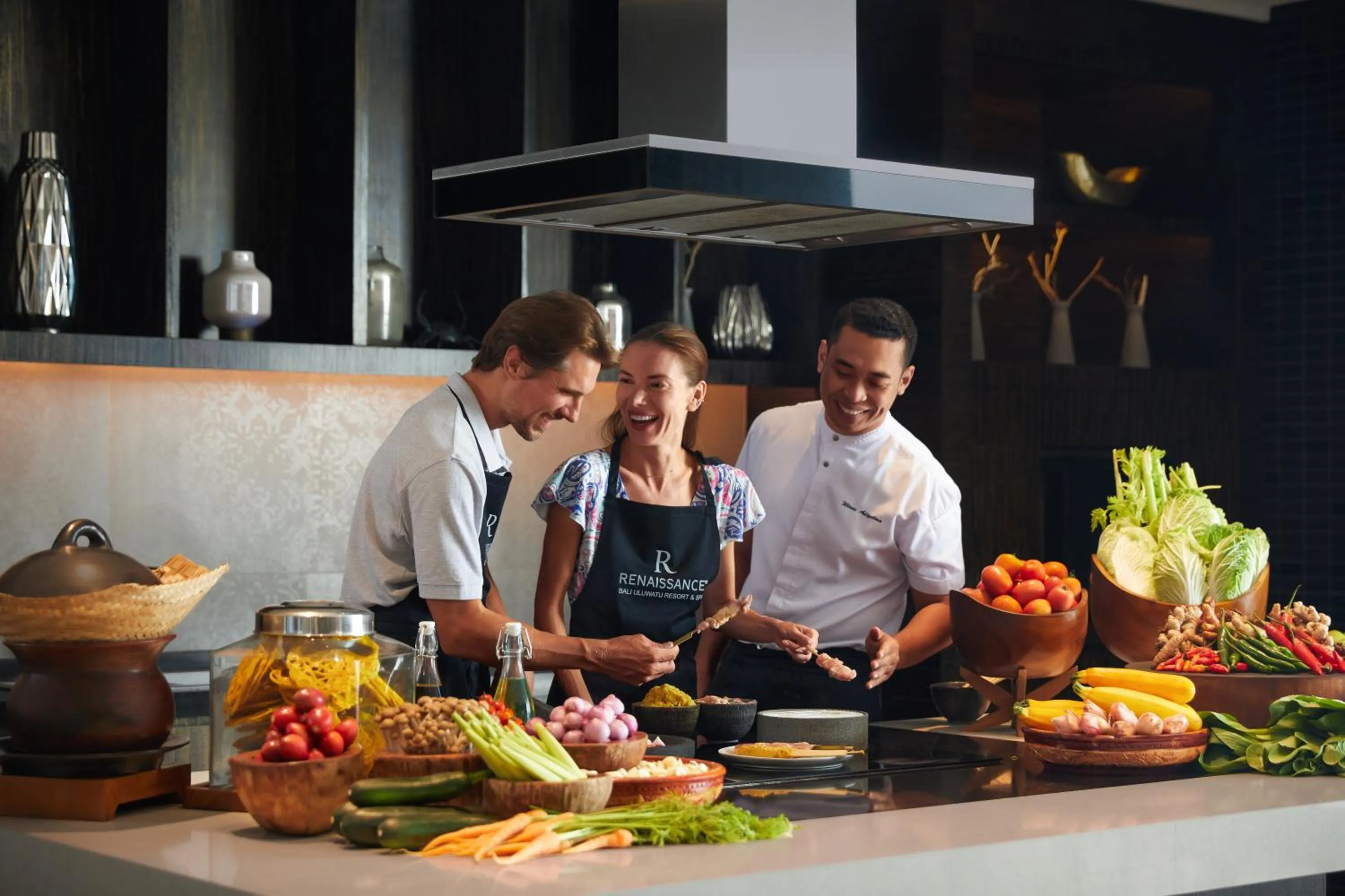 Restaurant/places to eat in Renaissance Bali Uluwatu Resort & Spa