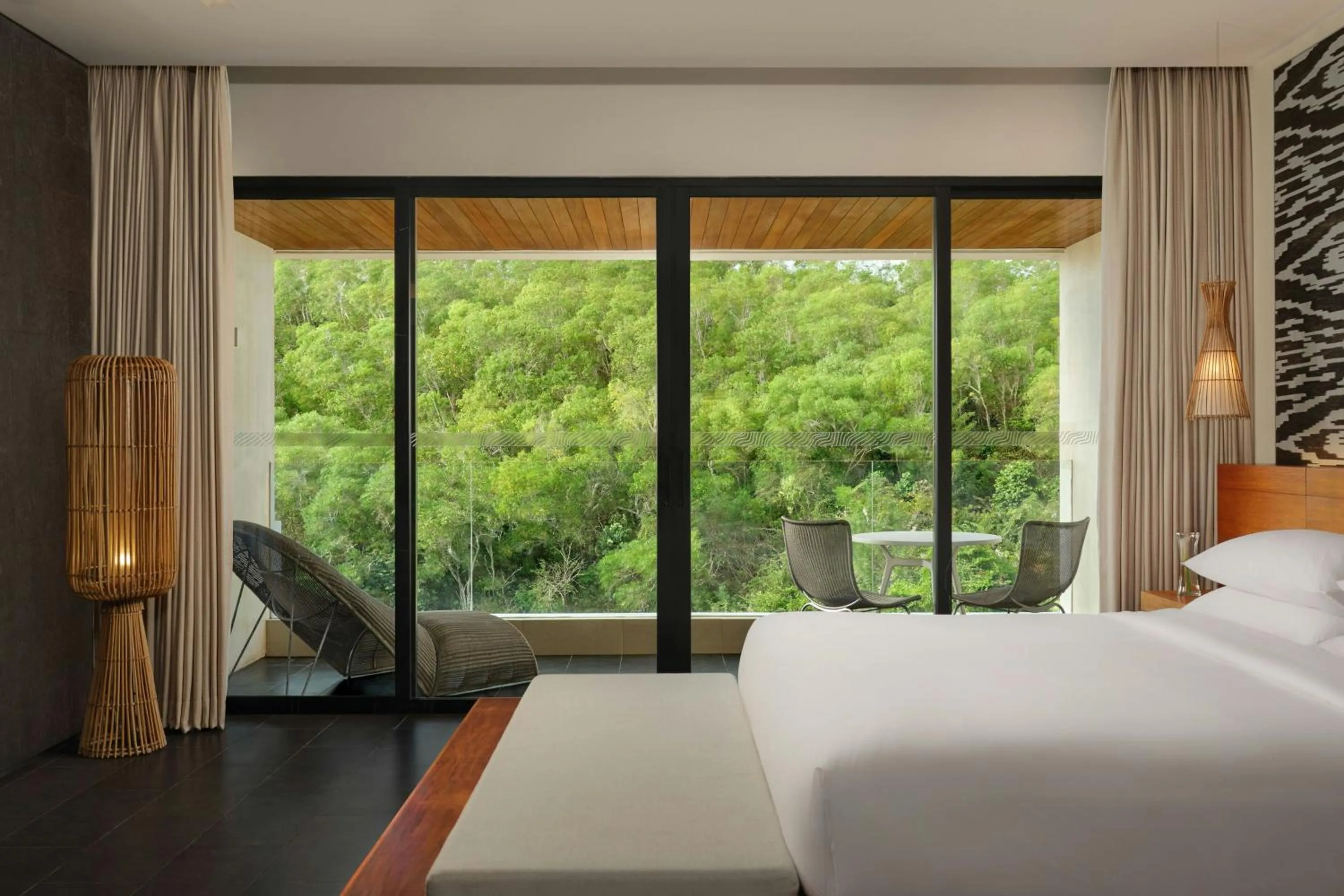 Photo of the whole room, Bed in Renaissance Bali Uluwatu Resort & Spa