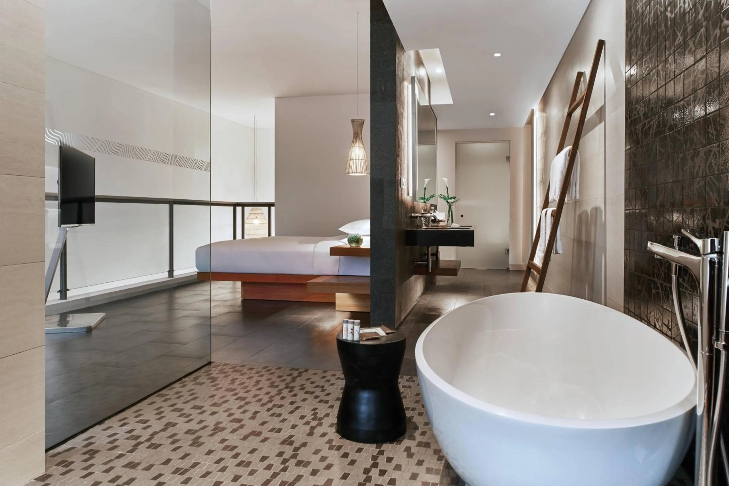 Bathroom, Bed in Renaissance Bali Uluwatu Resort & Spa