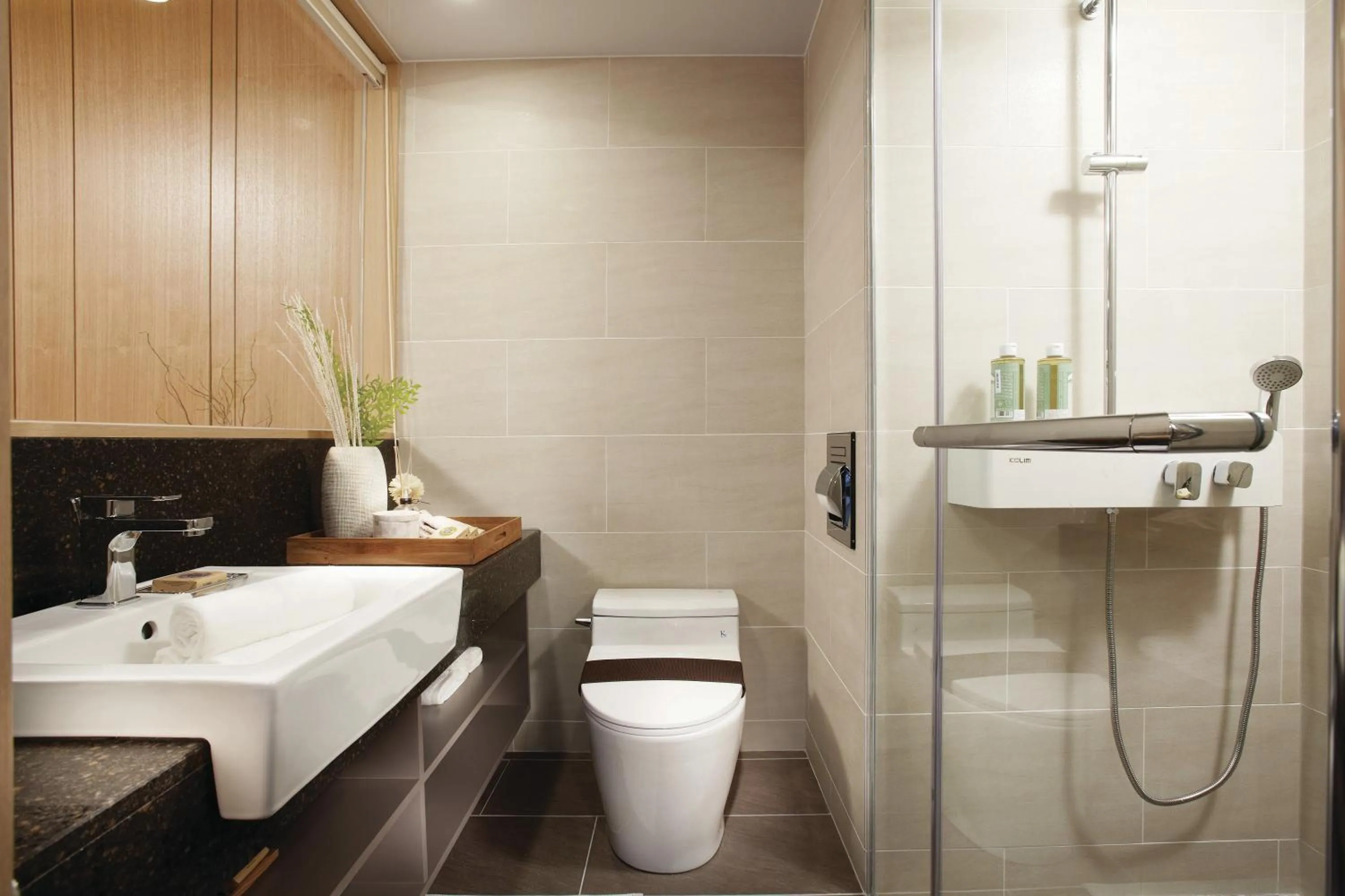 Shower in Royal Emporium Incheon Airport